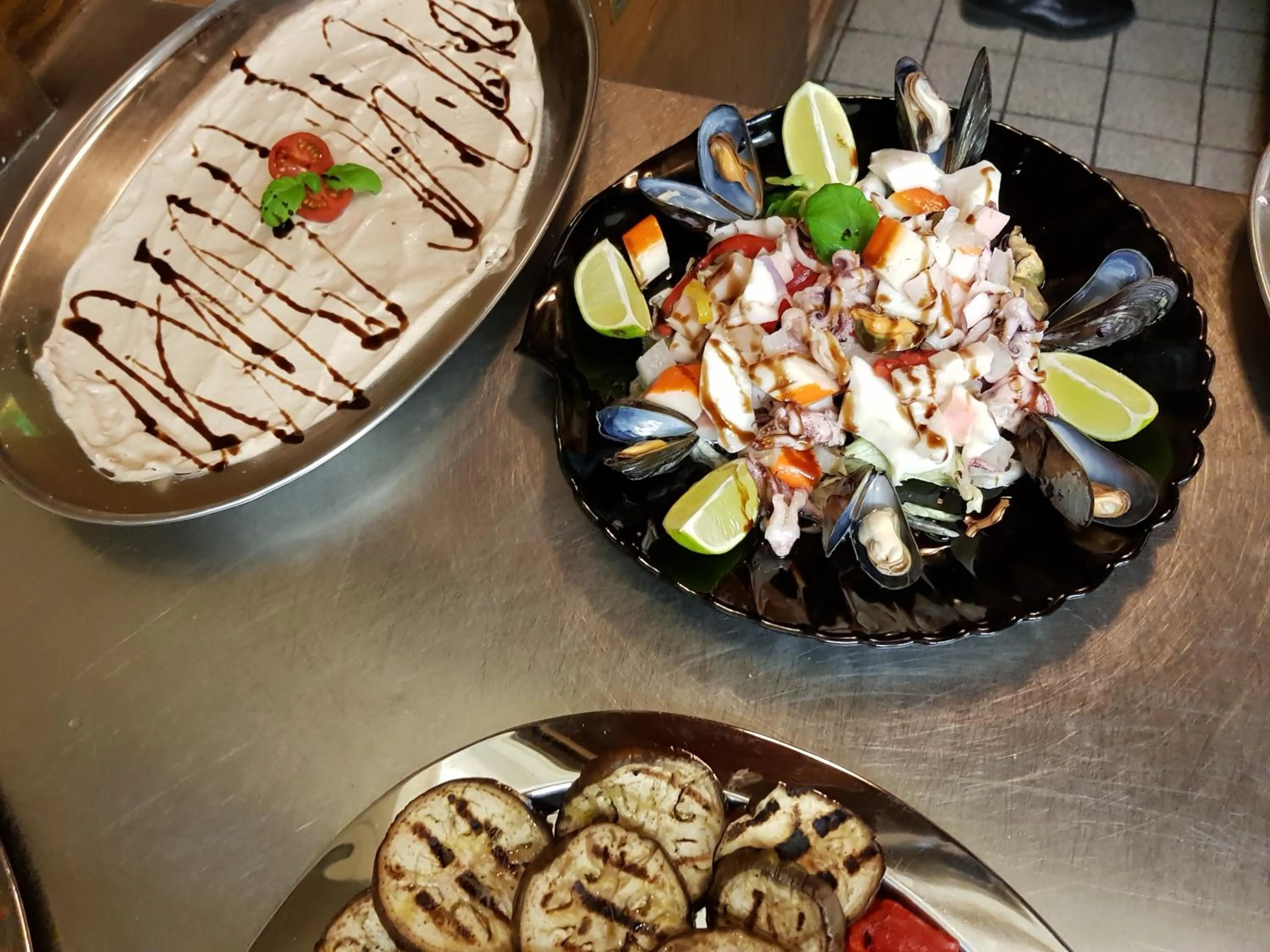 Food and drinks in Pension – Restaurant Jägerwinkl