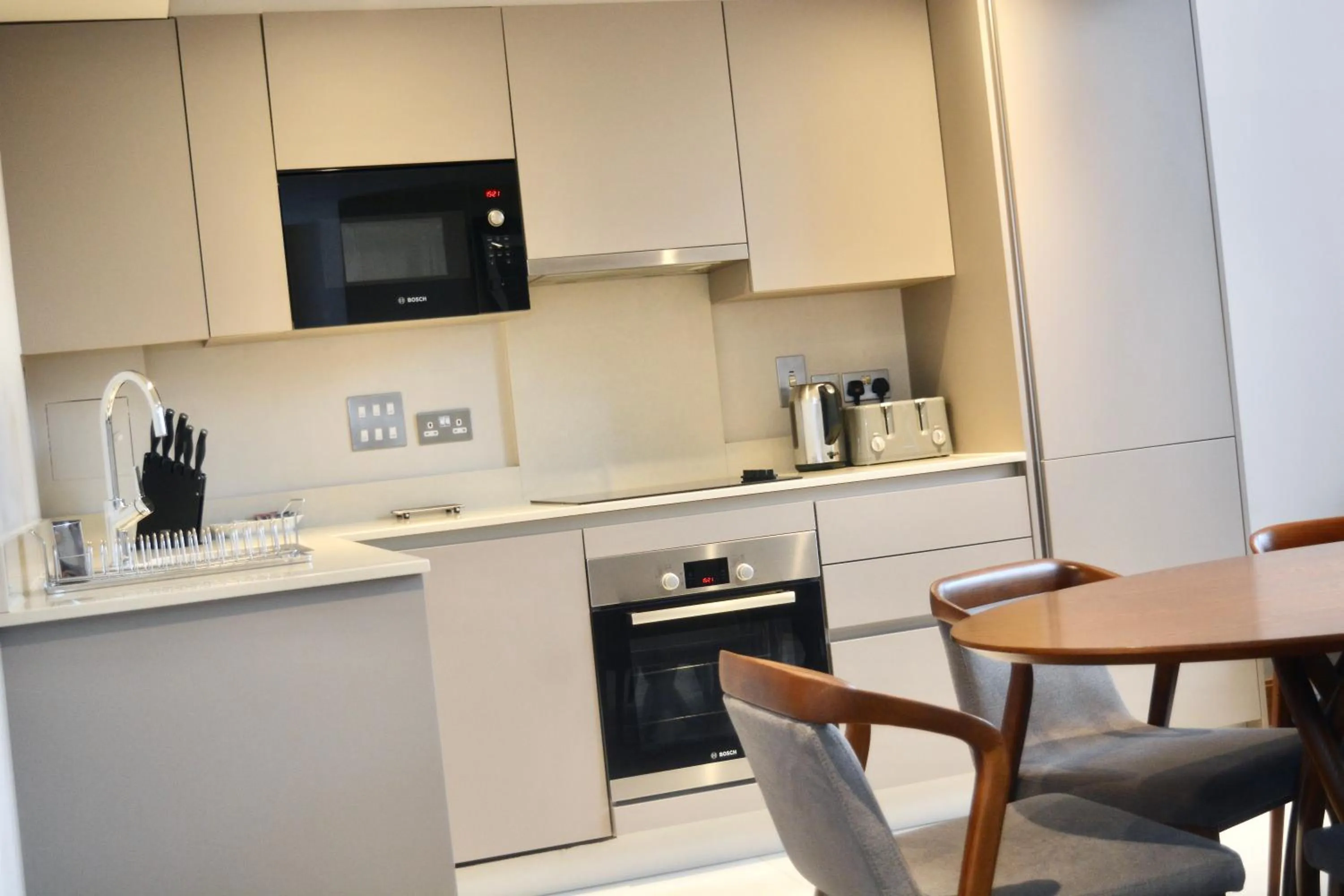 Coffee/tea facilities in Sanctum Belsize Road