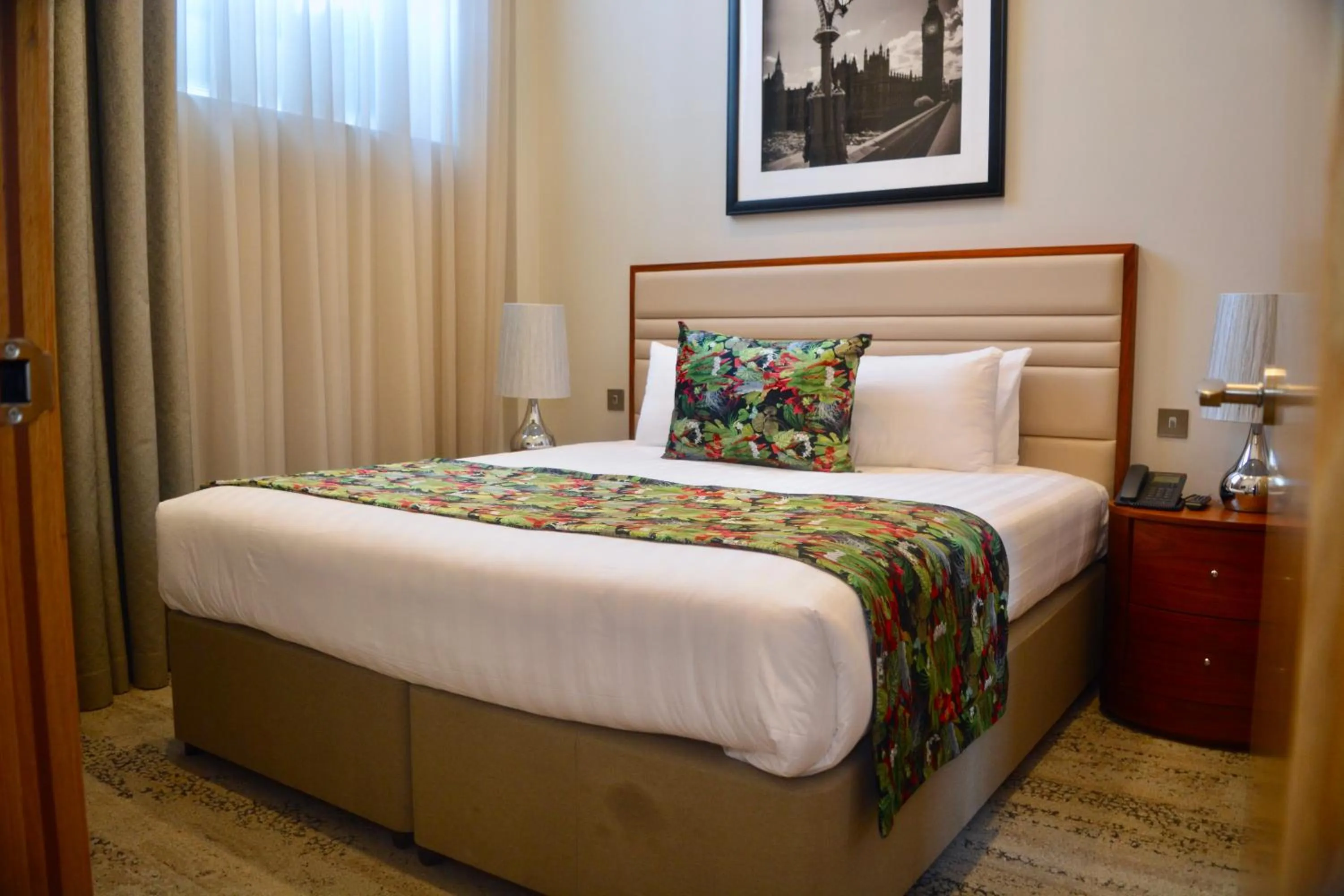 Bed in Sanctum Belsize Road