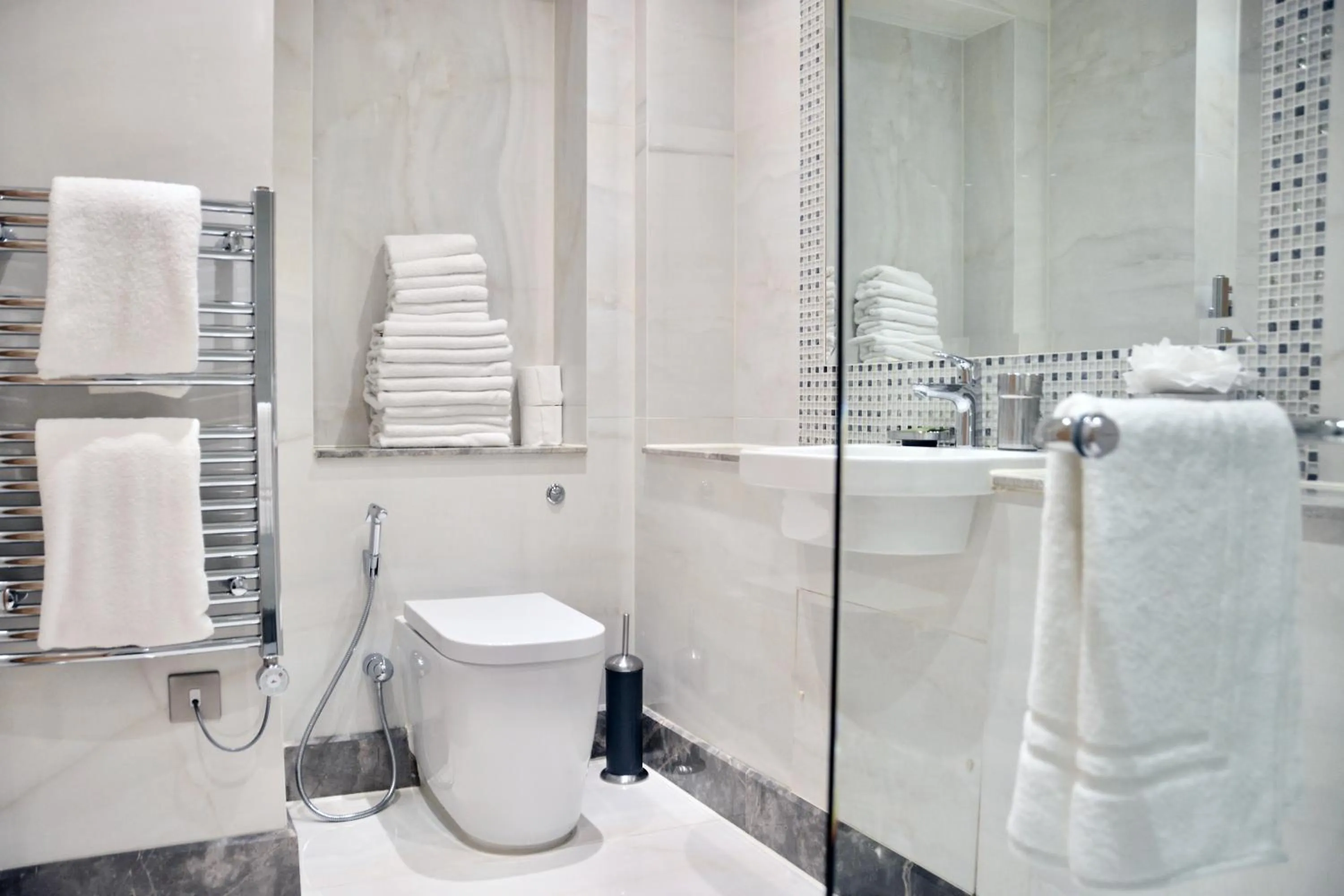 Shower in Sanctum Belsize Road