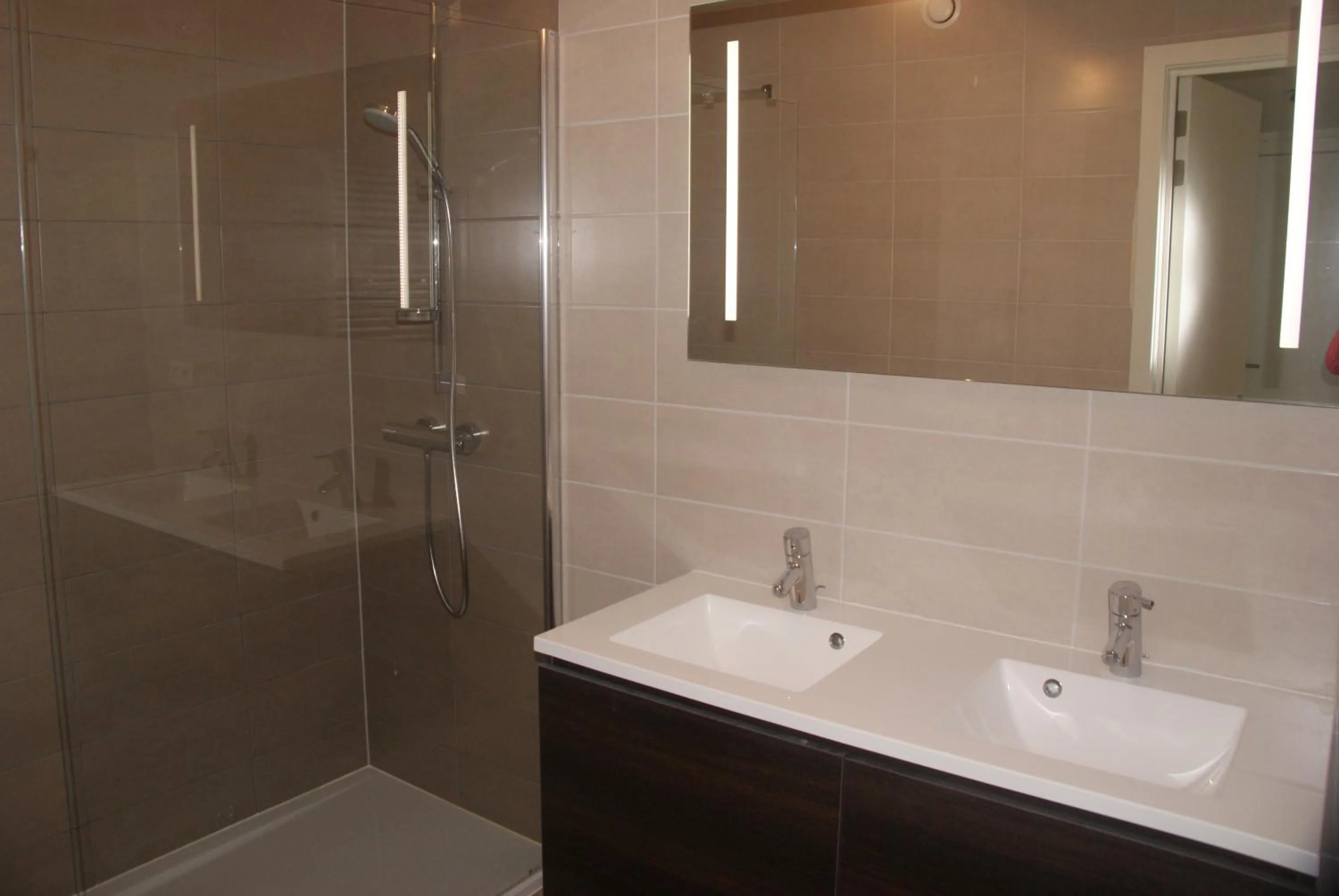 Bathroom in White Princess
