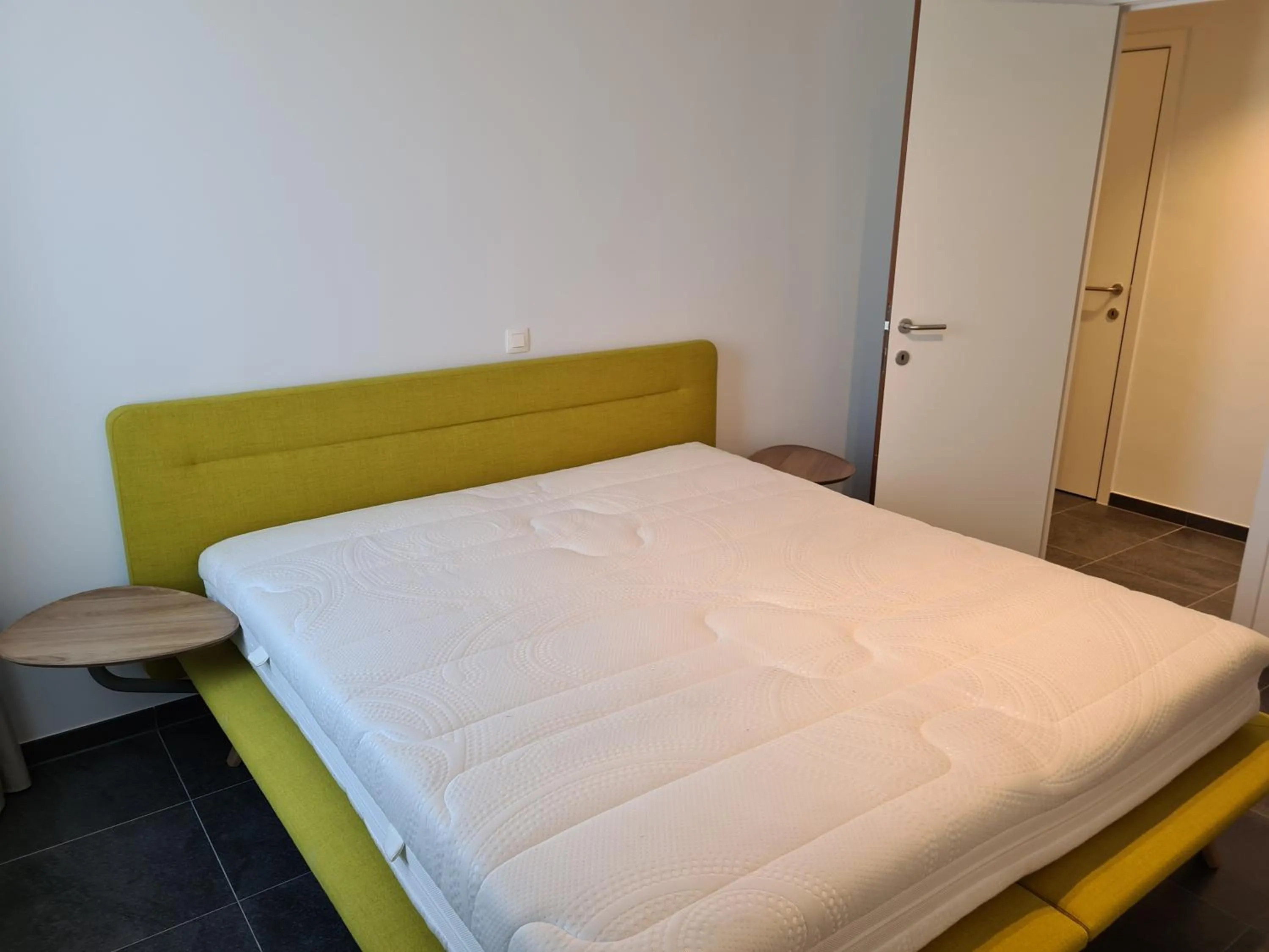 Bed in White Princess