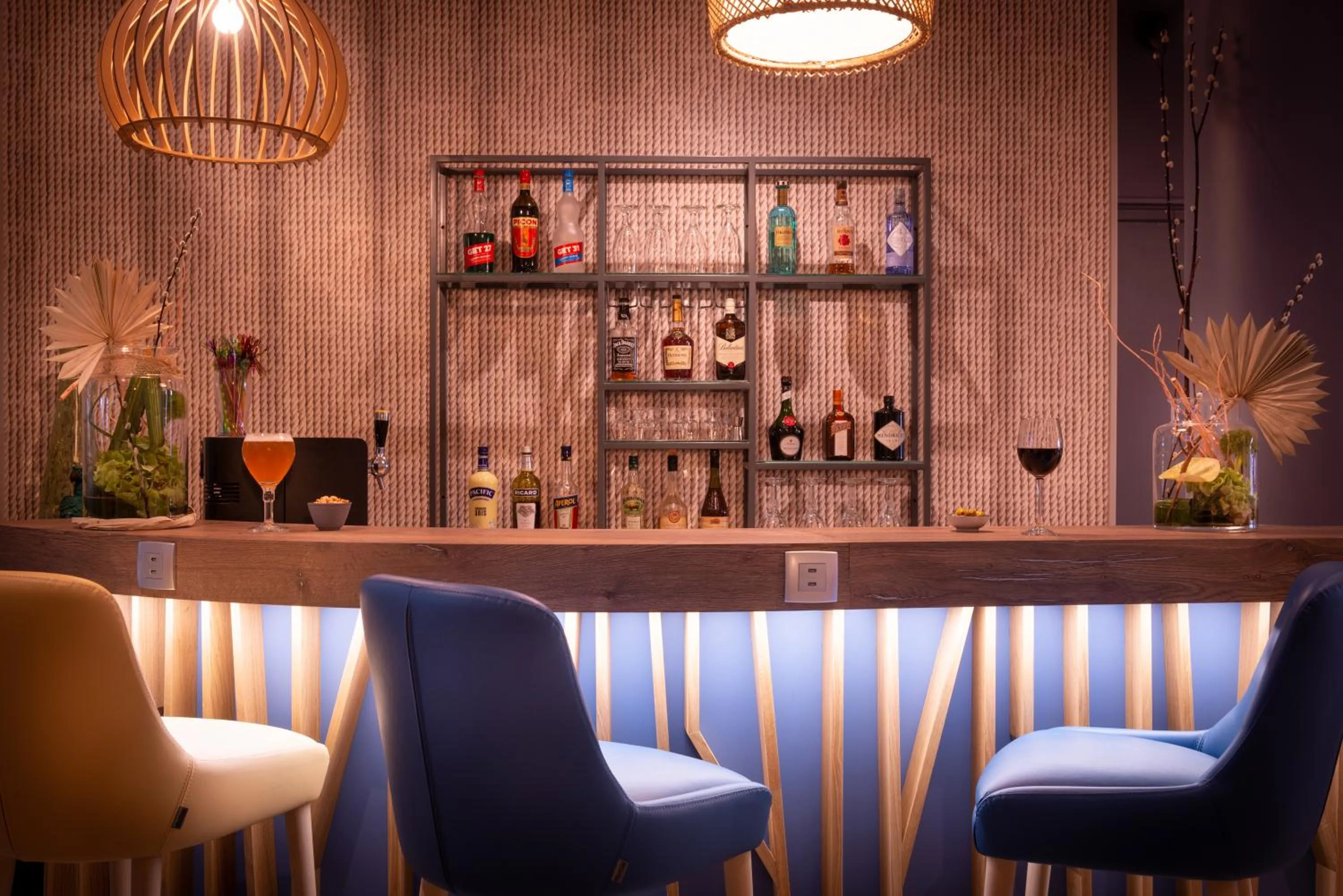 Lounge or bar in Hôtel de la Plage