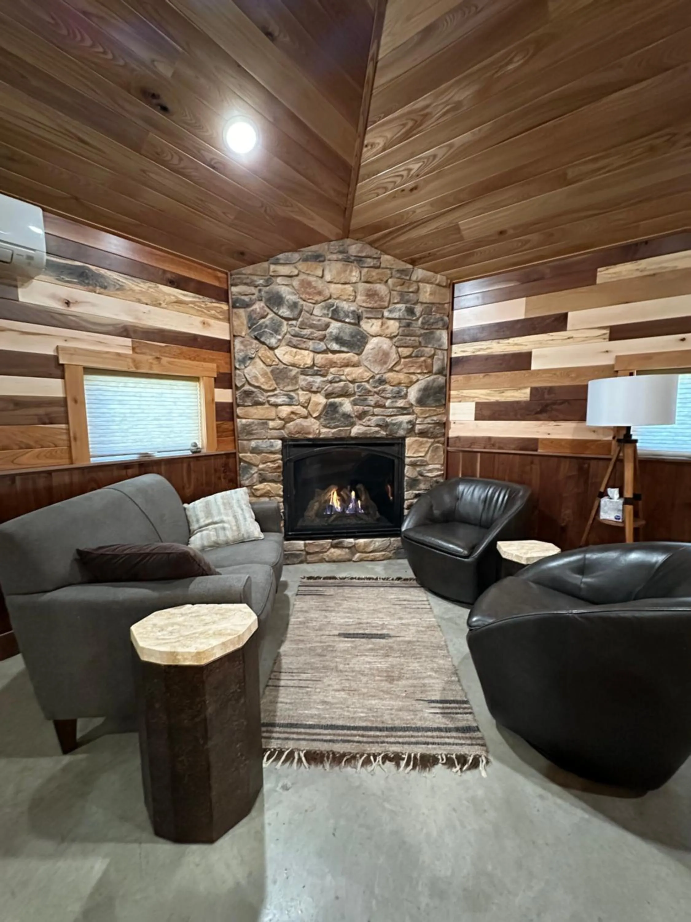 Living room in Justin Trails Resort