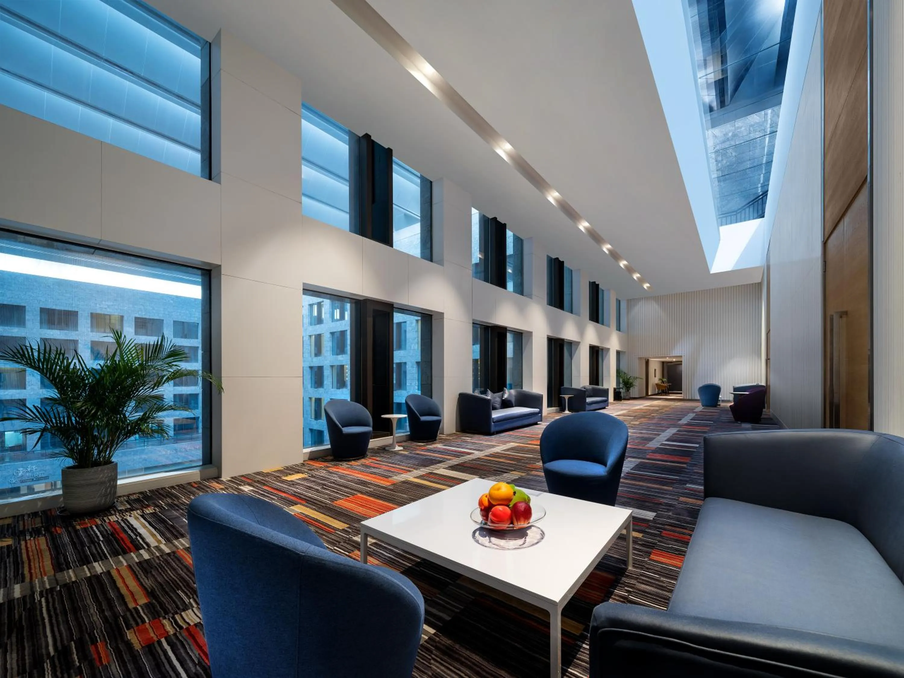 Seating area in Sanya Phoenix Airport Hotel
