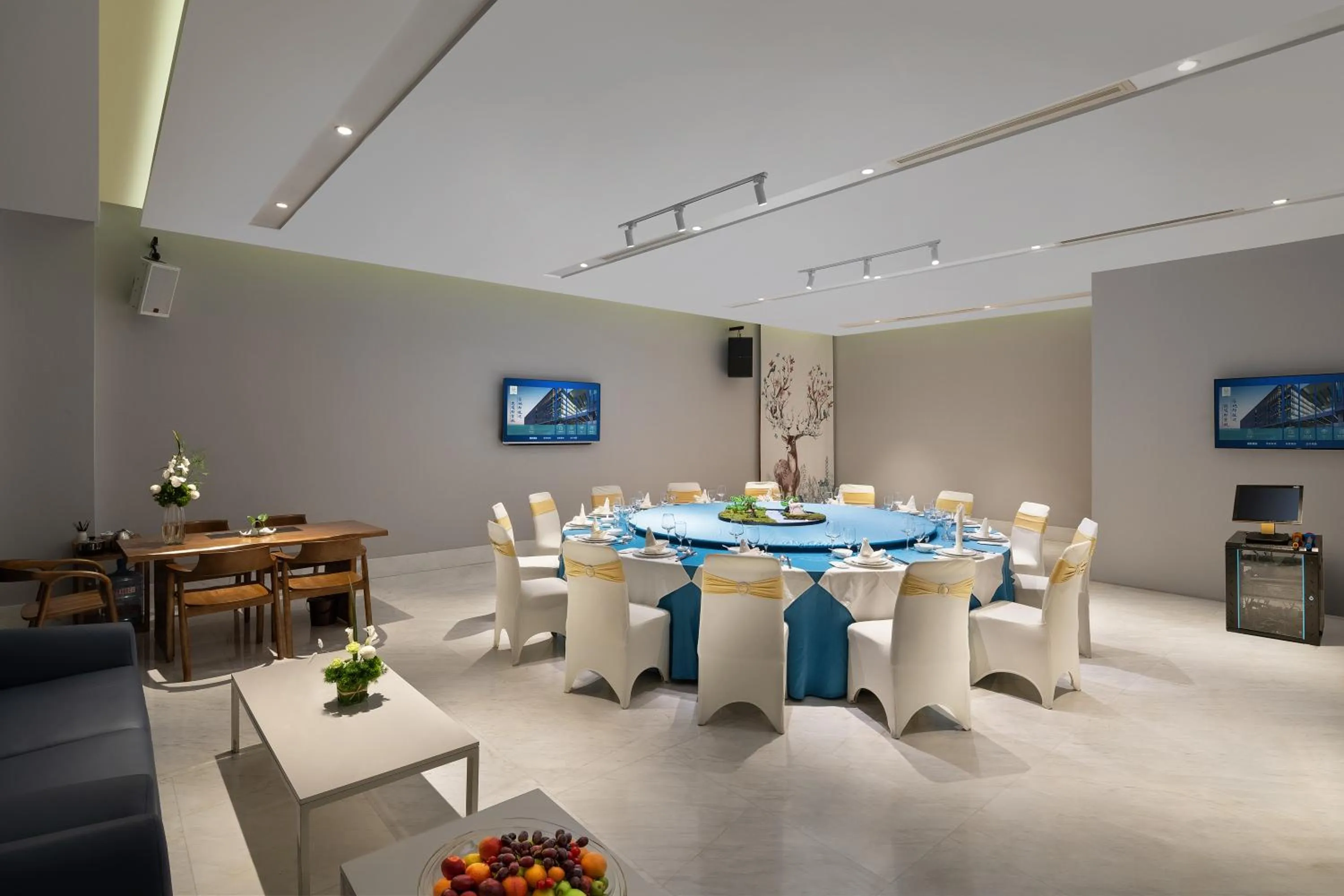 Restaurant/places to eat in Sanya Phoenix Airport Hotel