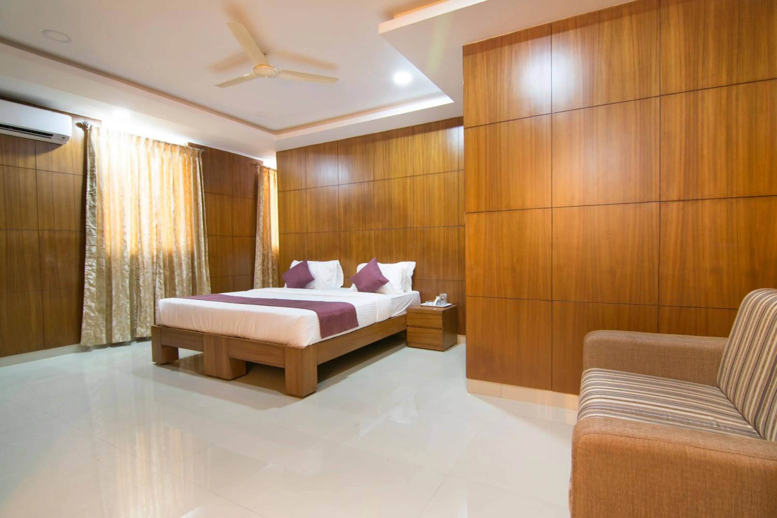 Bedroom, Bed in Shoba Tulip Hebbal