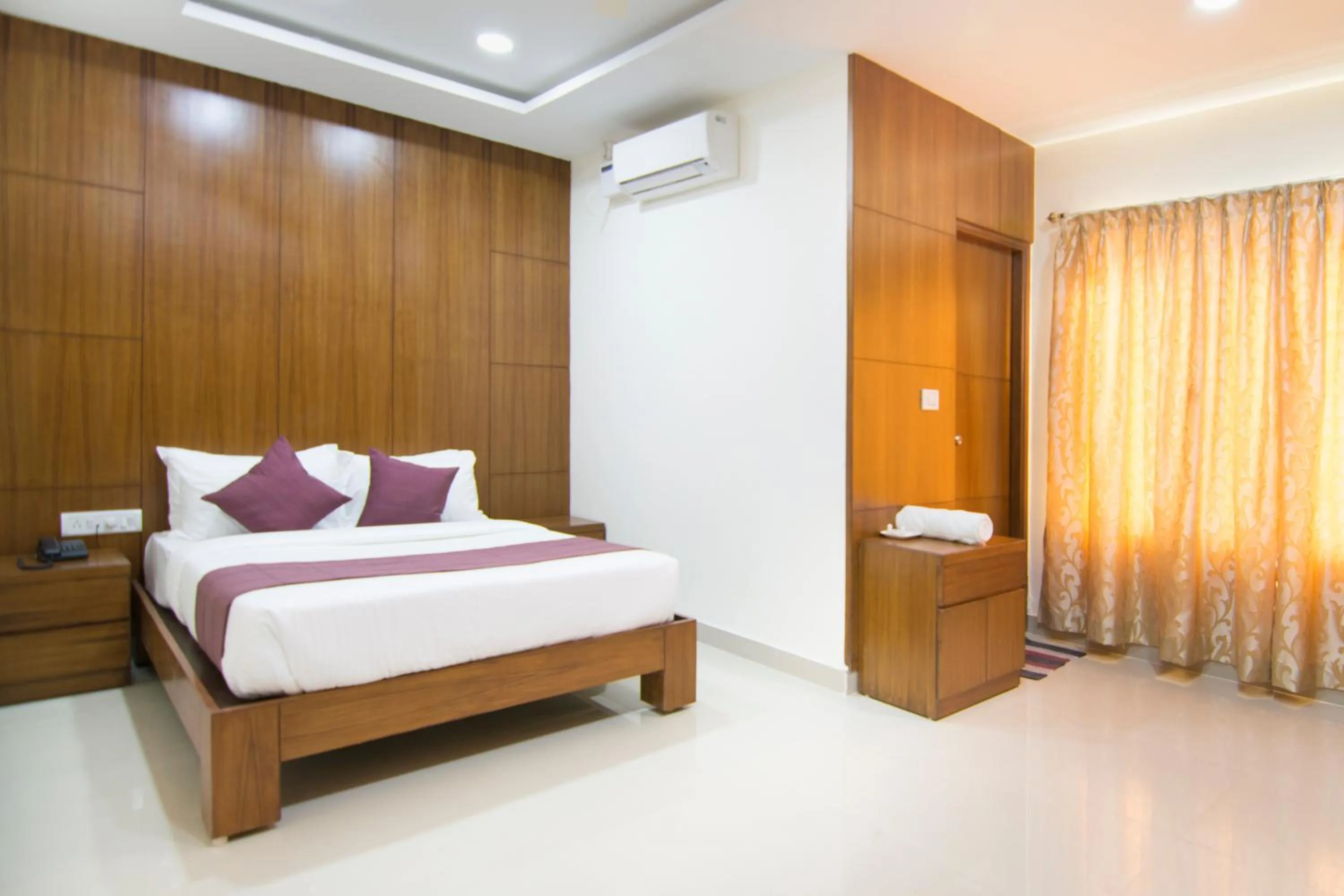 Bedroom, Bed in Shoba Tulip Hebbal