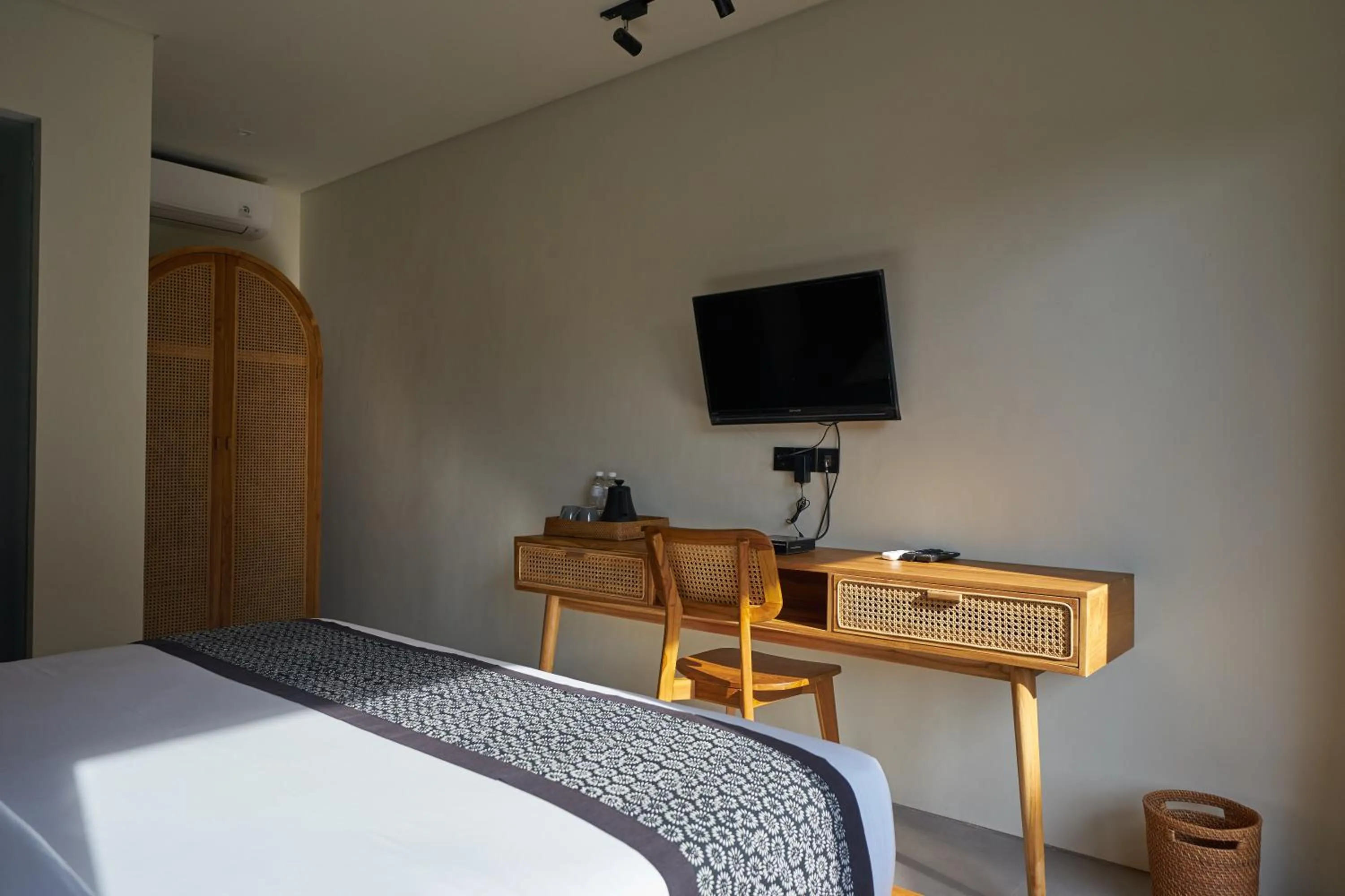 Photo of the whole room, Bed in Kubu Tropis