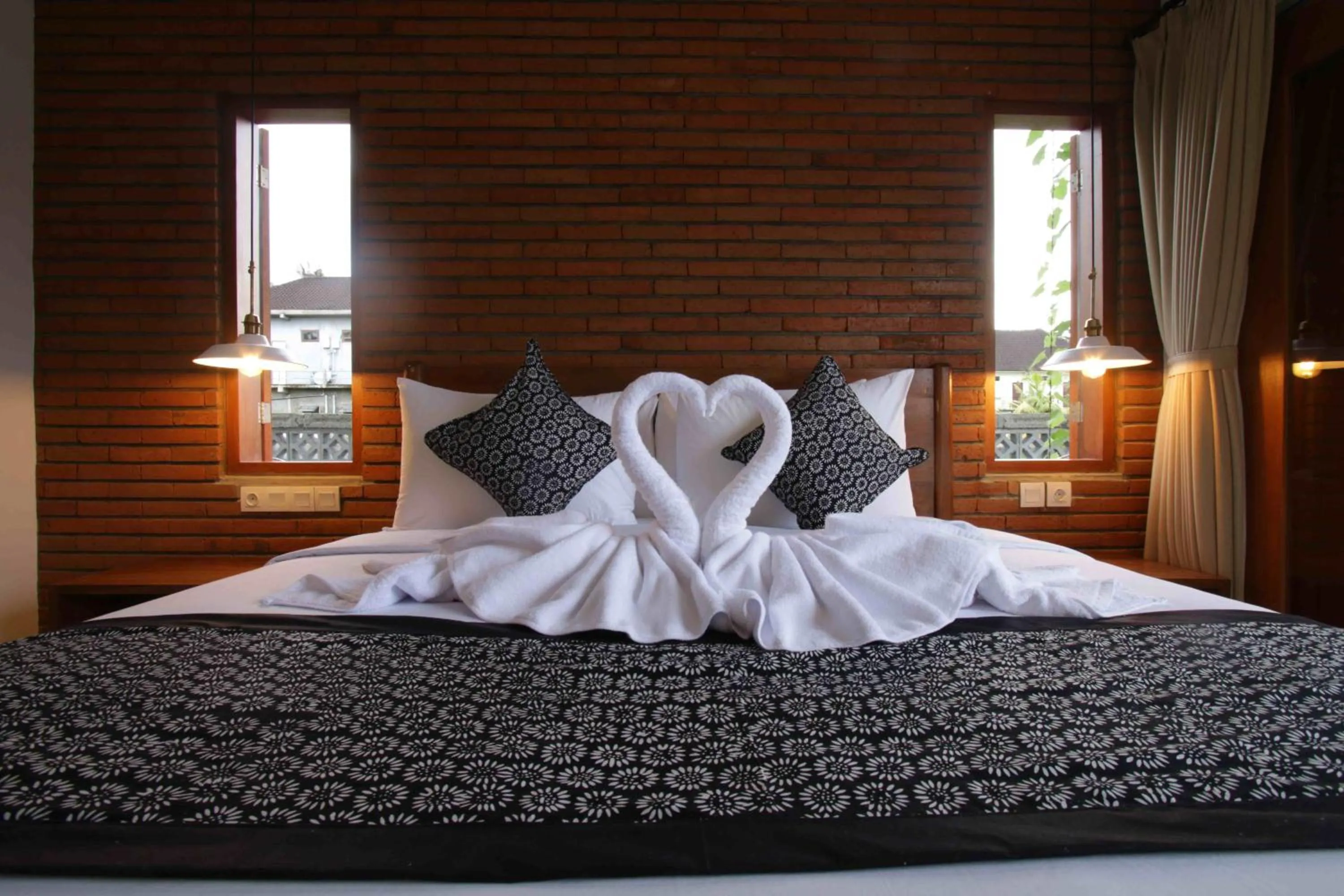 Photo of the whole room, Bed in Kubu Tropis