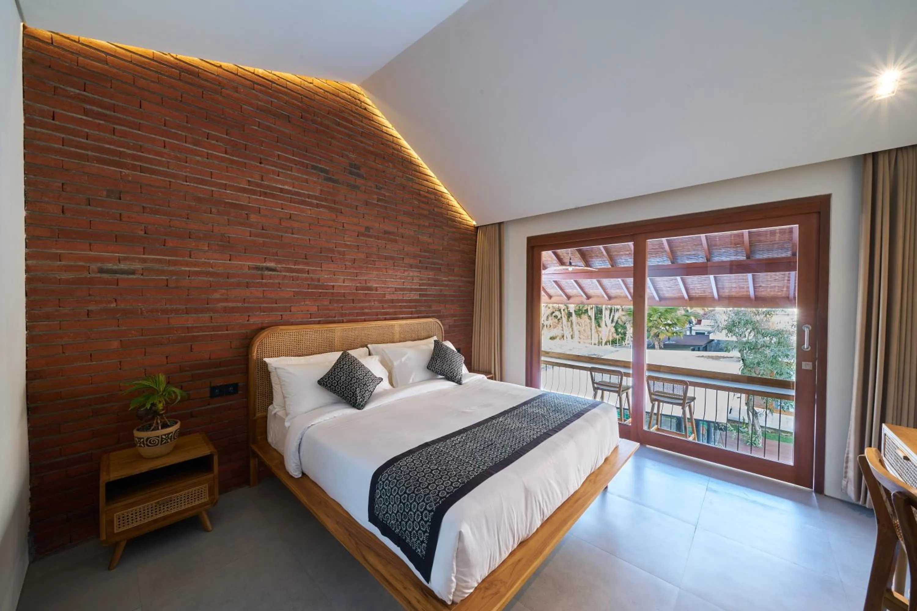 Photo of the whole room, Bed in Kubu Tropis