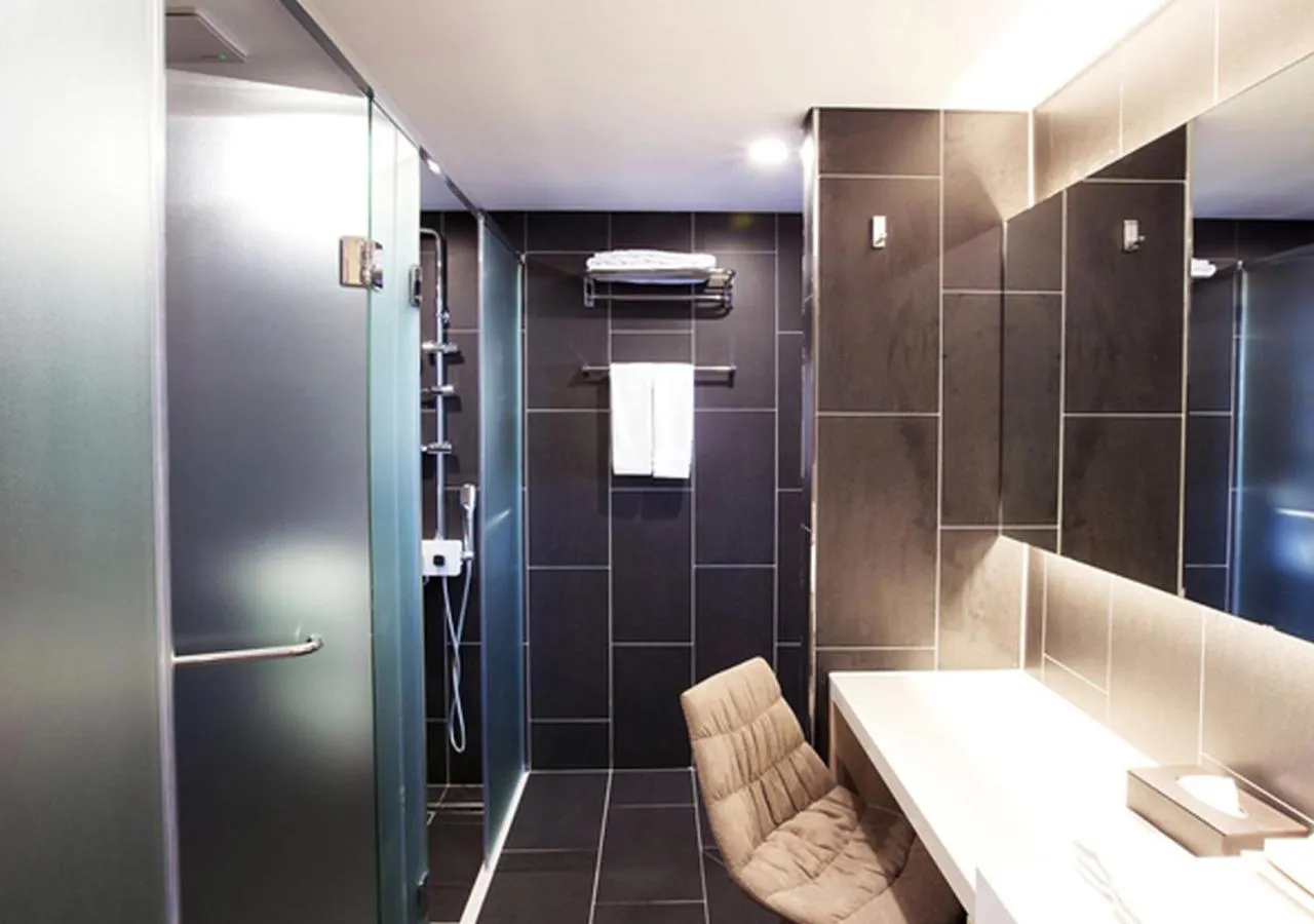 Bathroom in Hotel bridge Seogwipo