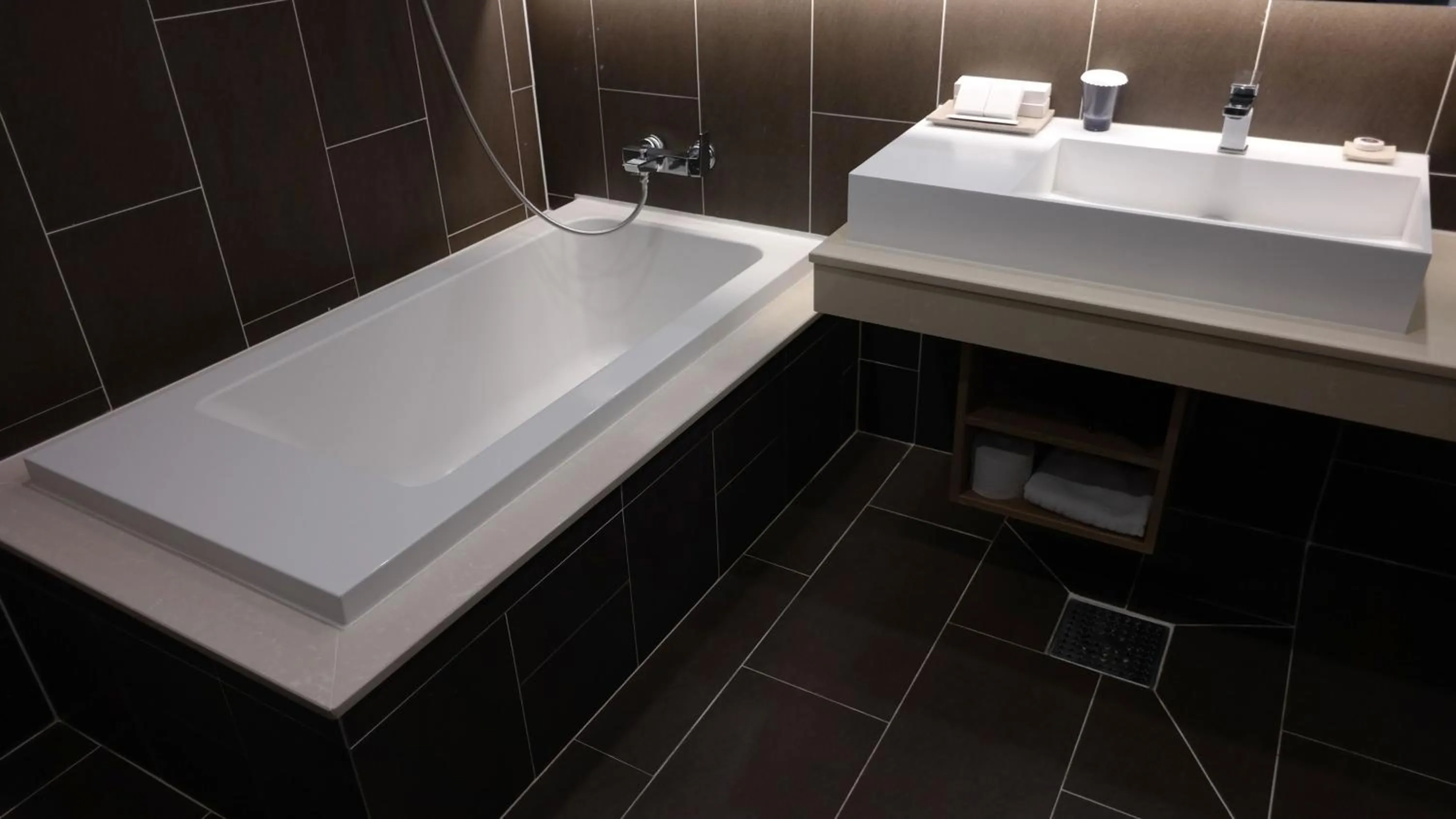 Hotel bridge Seogwipo