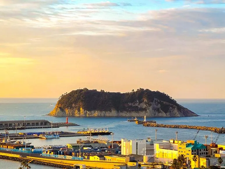 Hotel bridge Seogwipo