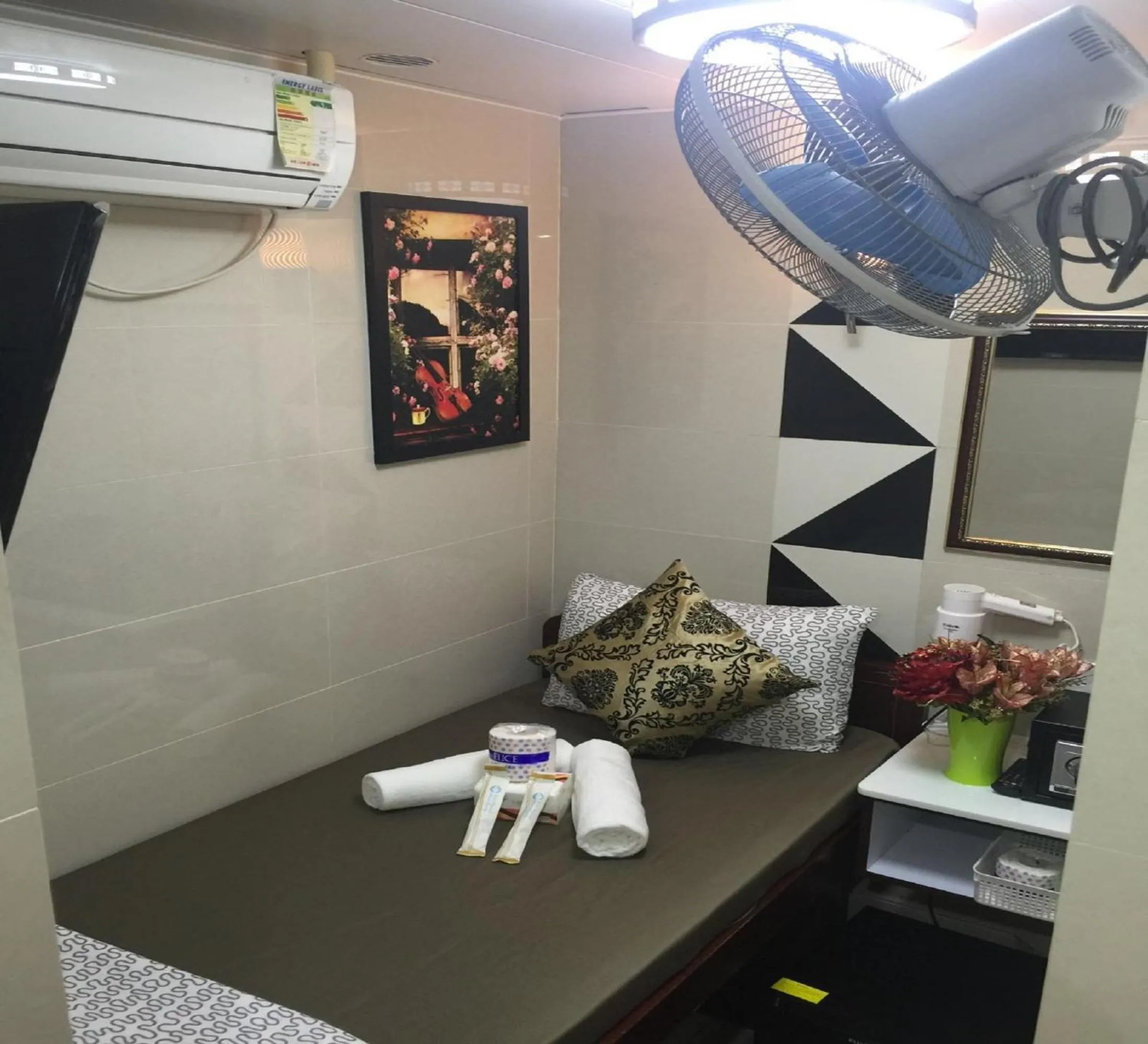 Decorative detail in Skystar Hostel