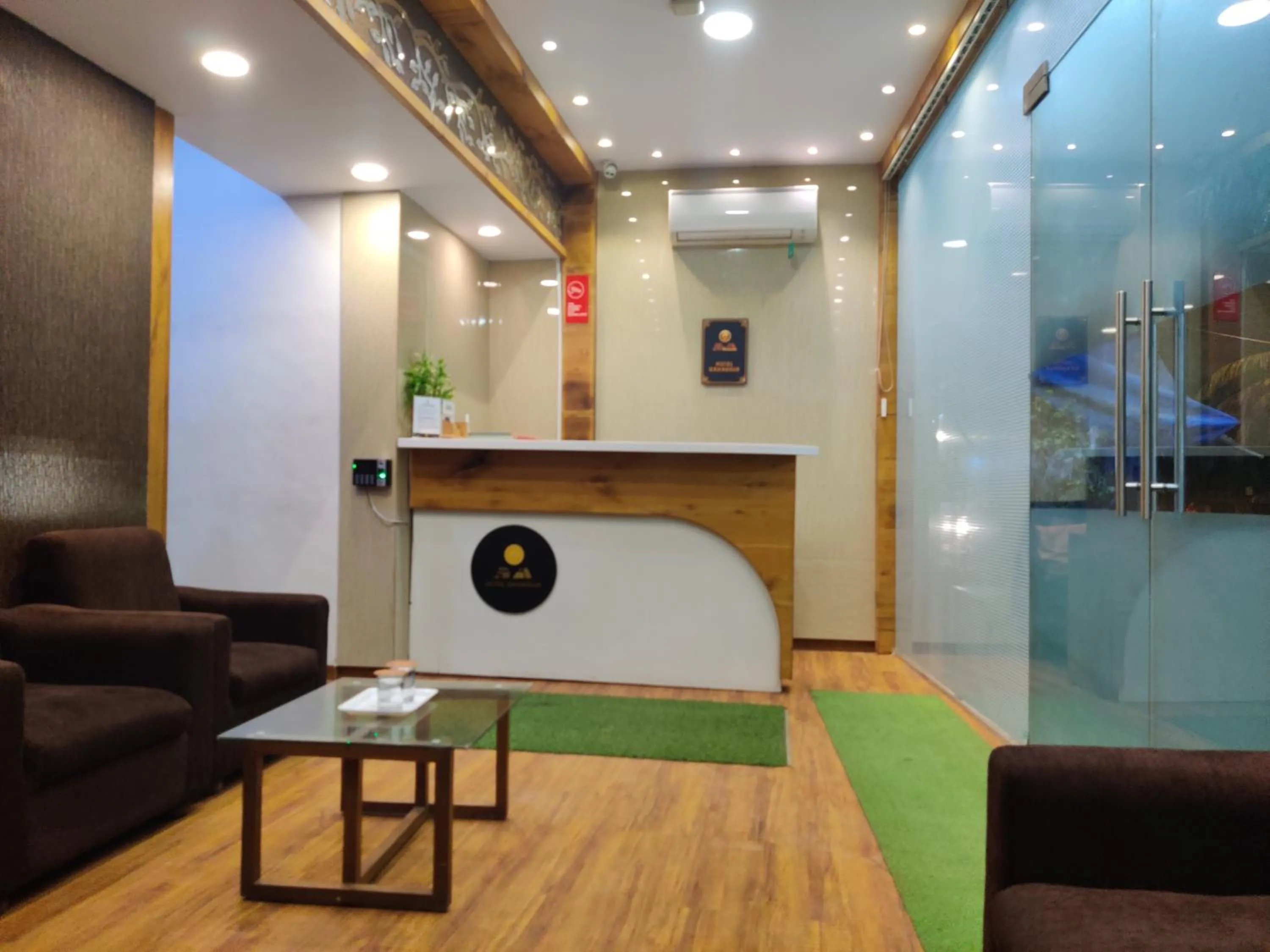 Seating area in Hotel Grandeur-Near Mumbai International Airport