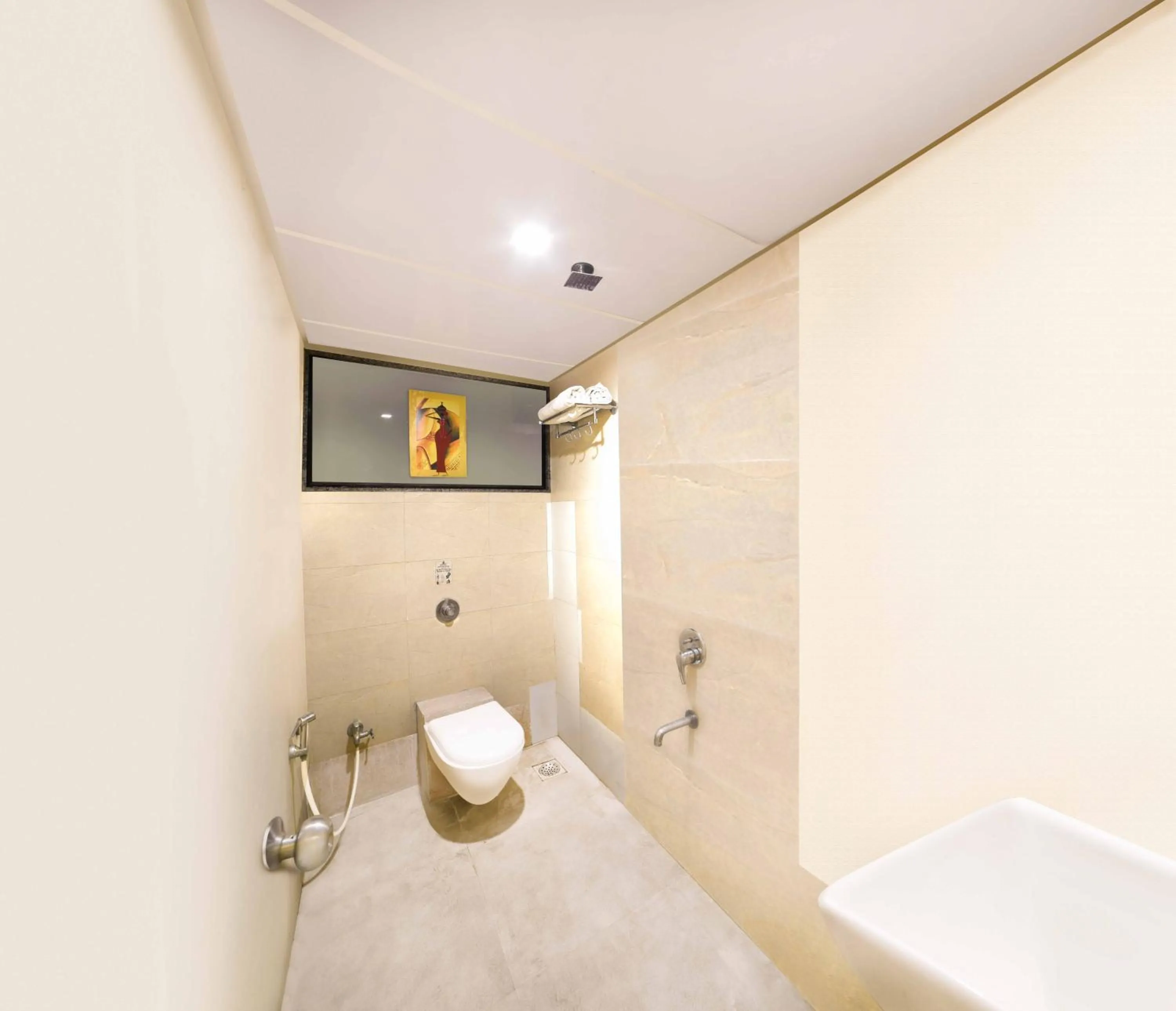 Bathroom in Hotel Grandeur-Near Mumbai International Airport