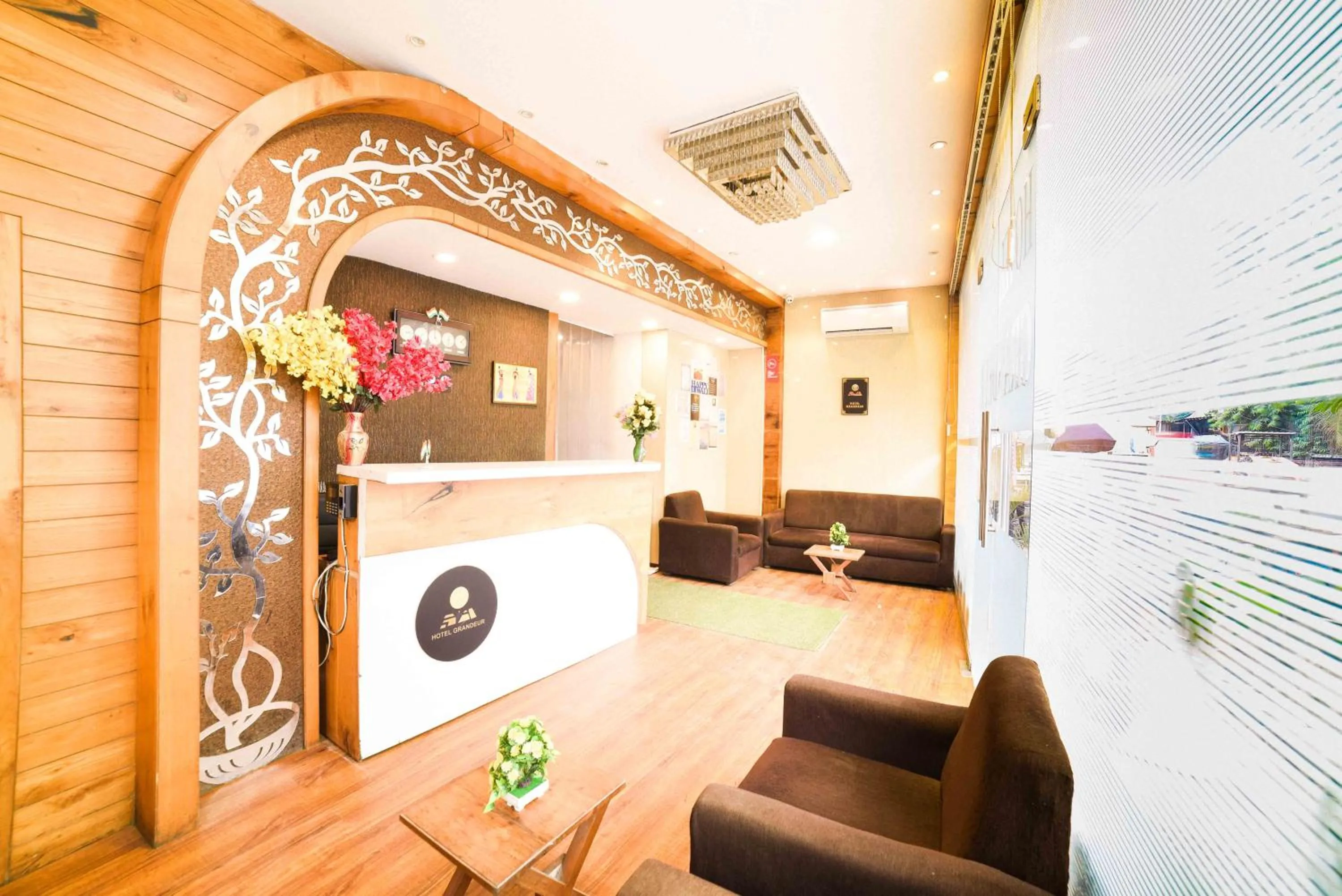 Seating area in Hotel Grandeur-Near Mumbai International Airport