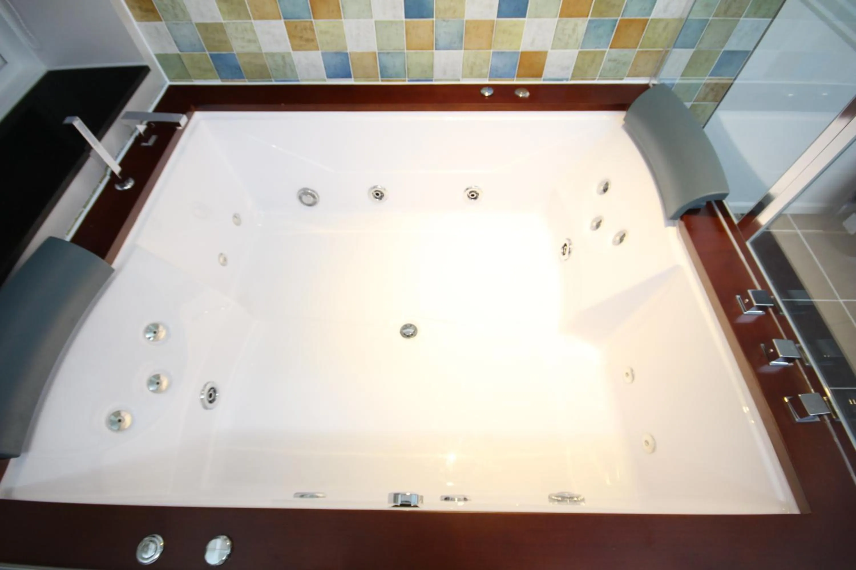 Decorative detail in Hotel Don