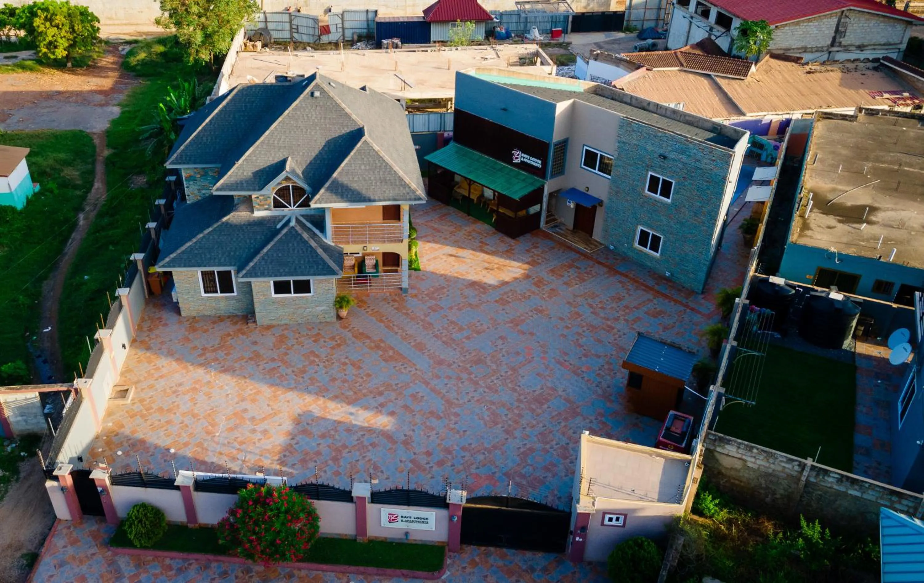 Property building in Bays Lodge, Accra