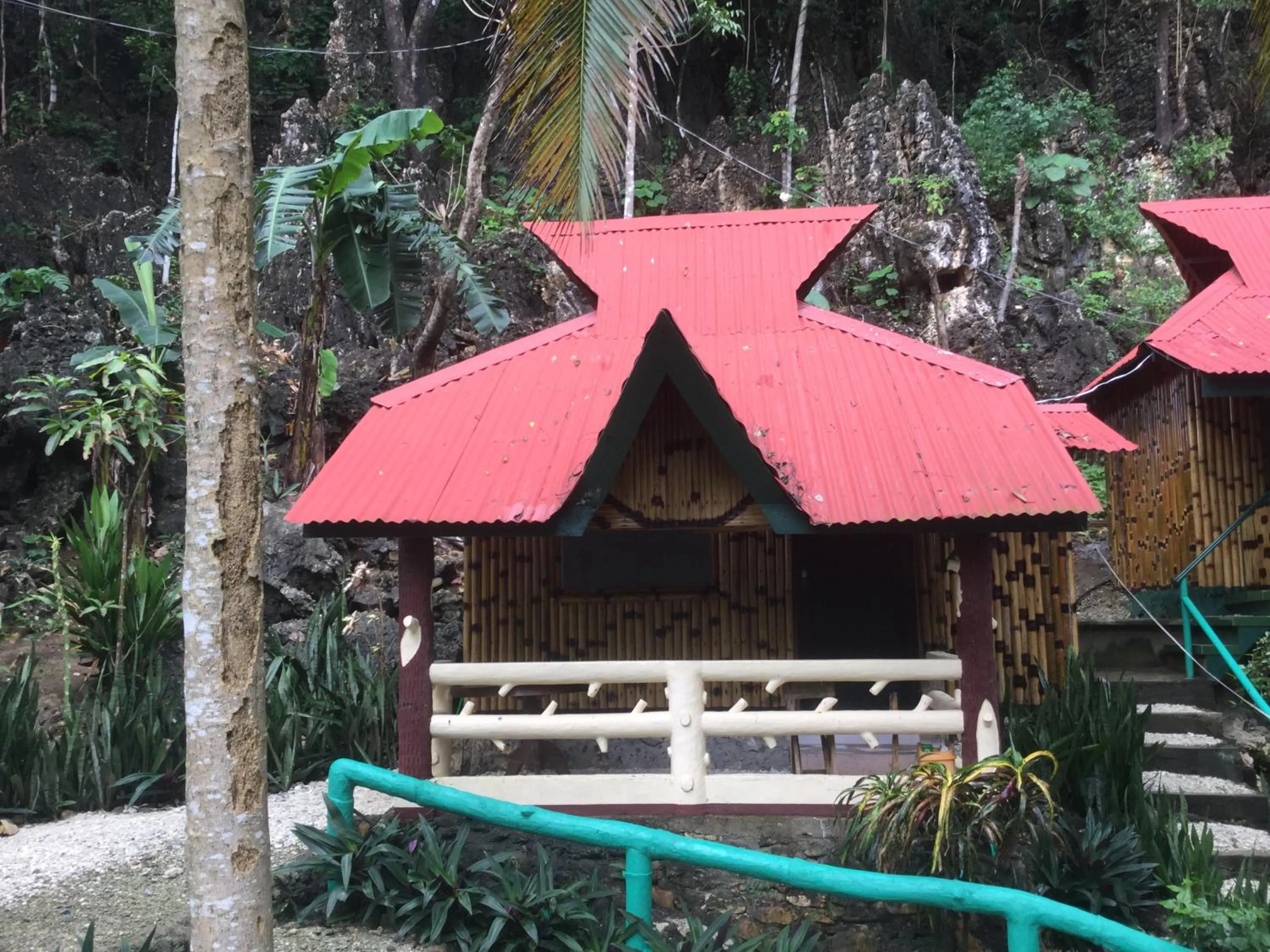 Property building in Turtle Cove Exclusive Island Resort