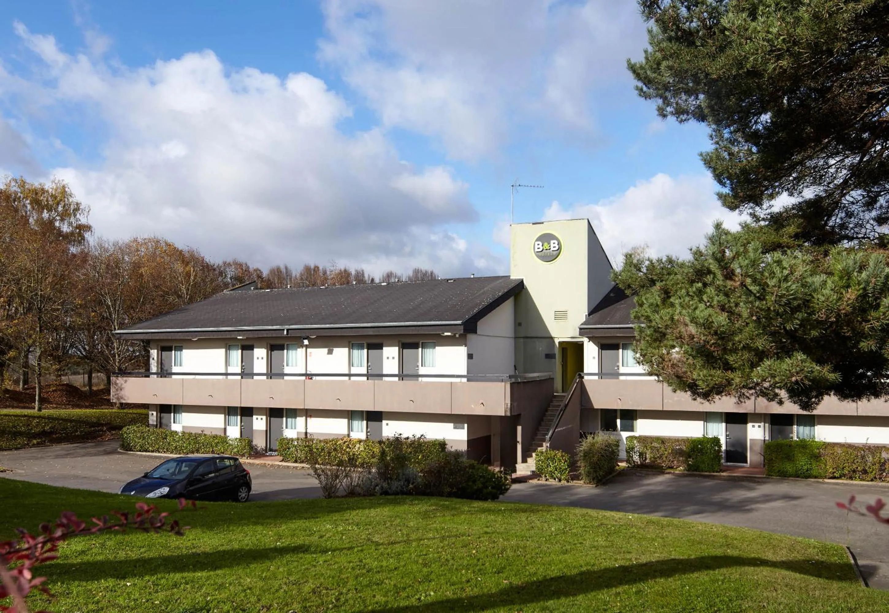 Property building in B&B HOTEL Saclay