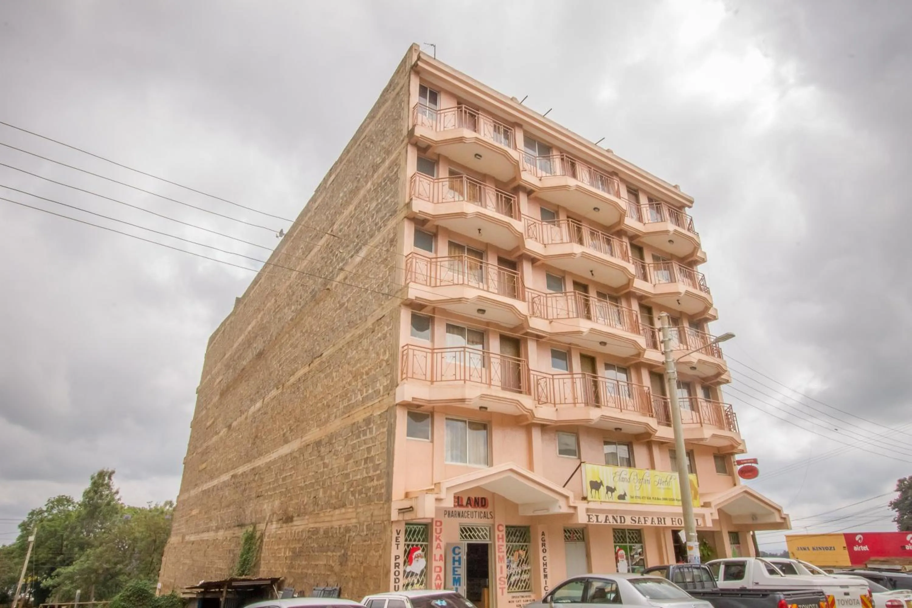 Facade/entrance in Eland Safari Hotel Nyeri