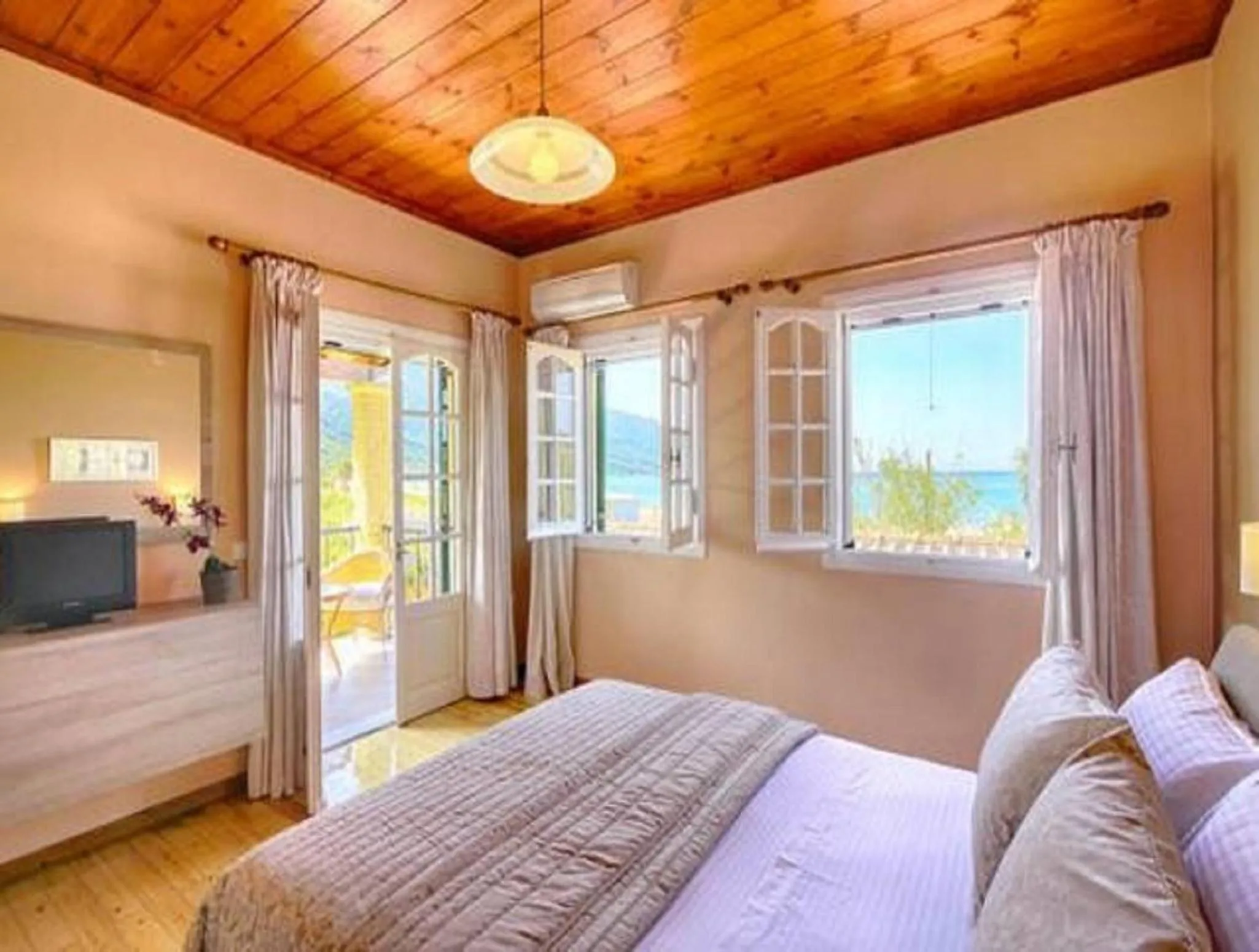 Caramela Beach House