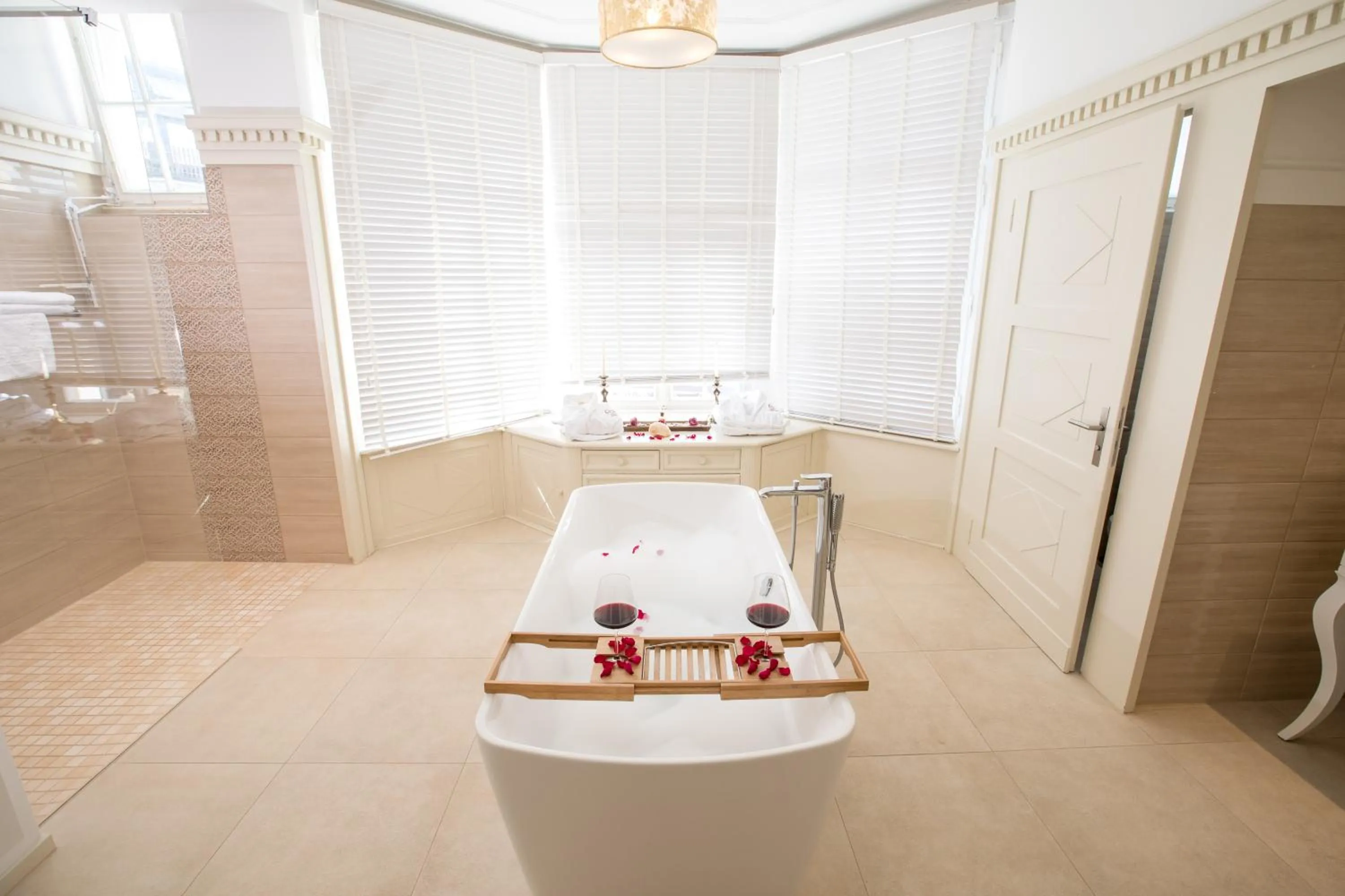 Bathroom in Hotel Amts-Apotheke