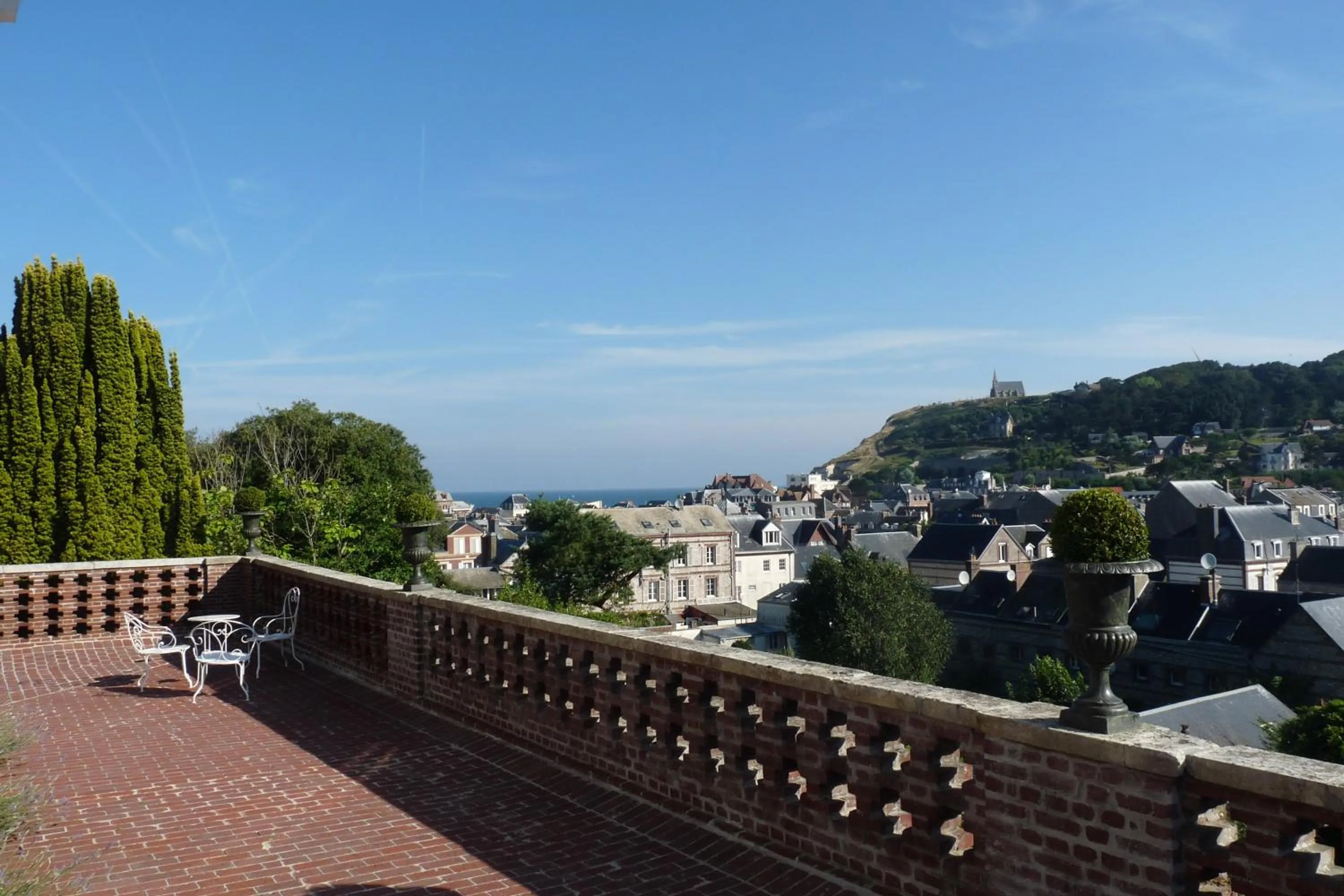 Patio in Castel De La Terrasse