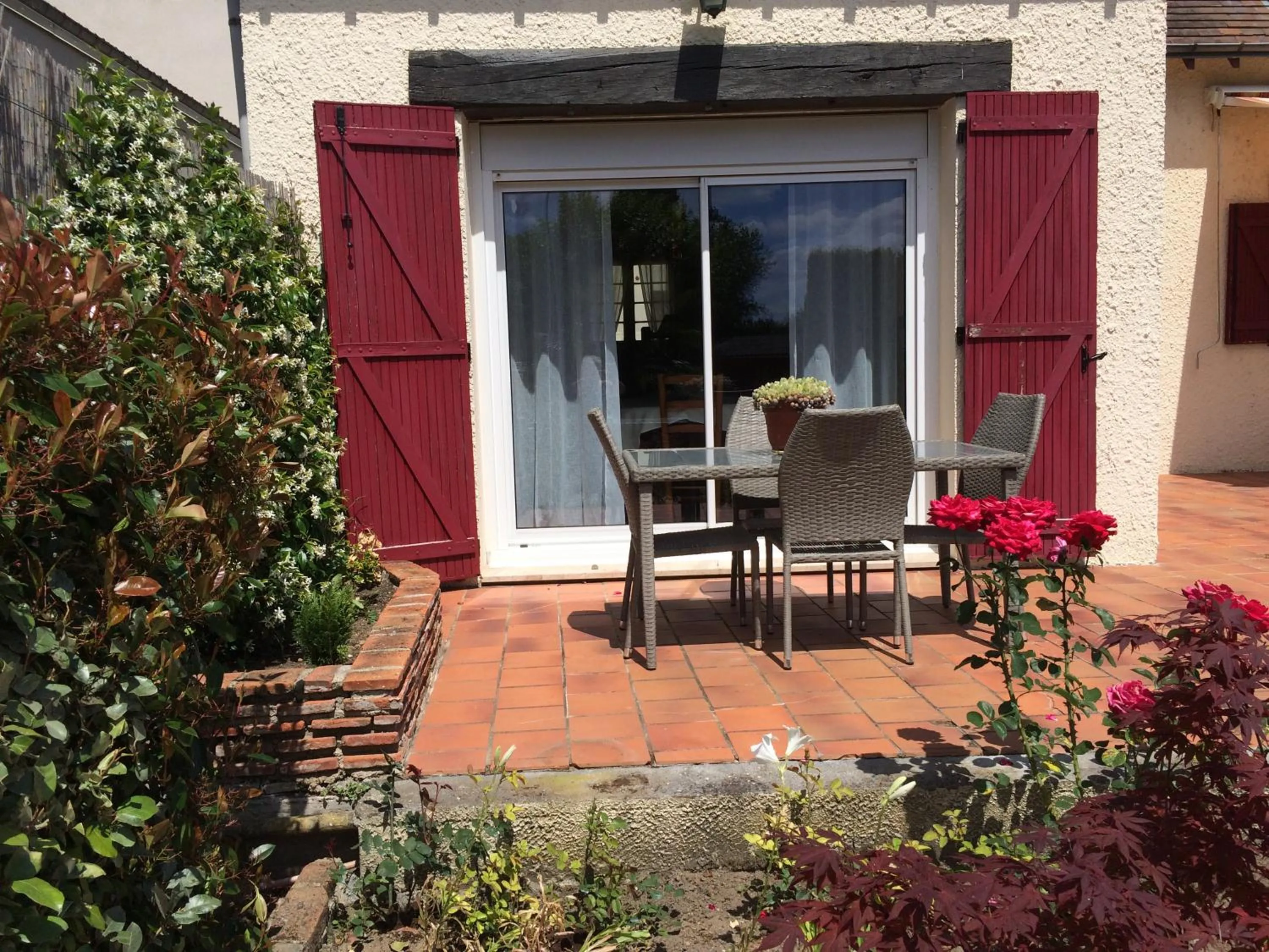 Patio in La Noisetiere