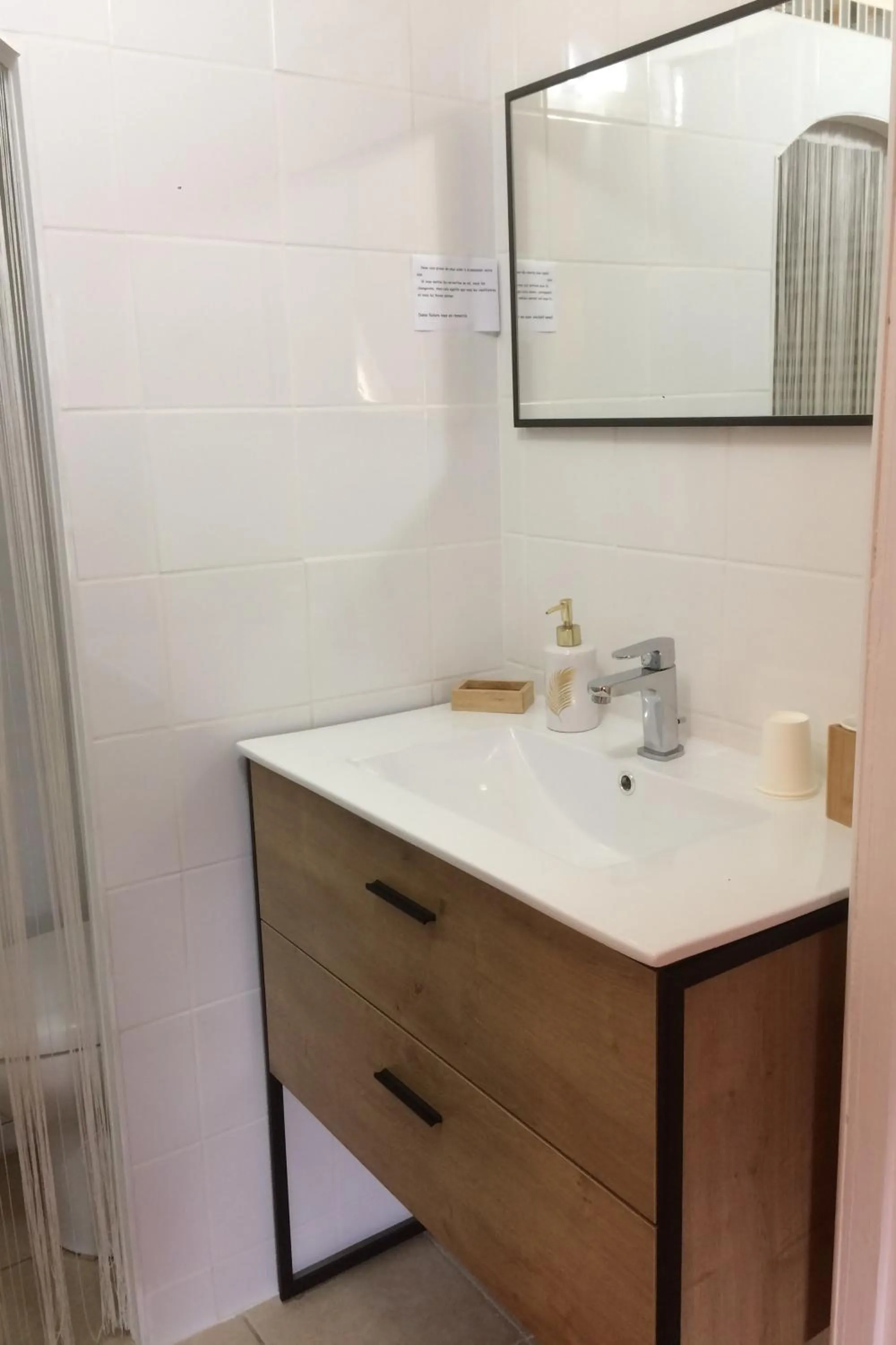 Bathroom in La Noisetiere