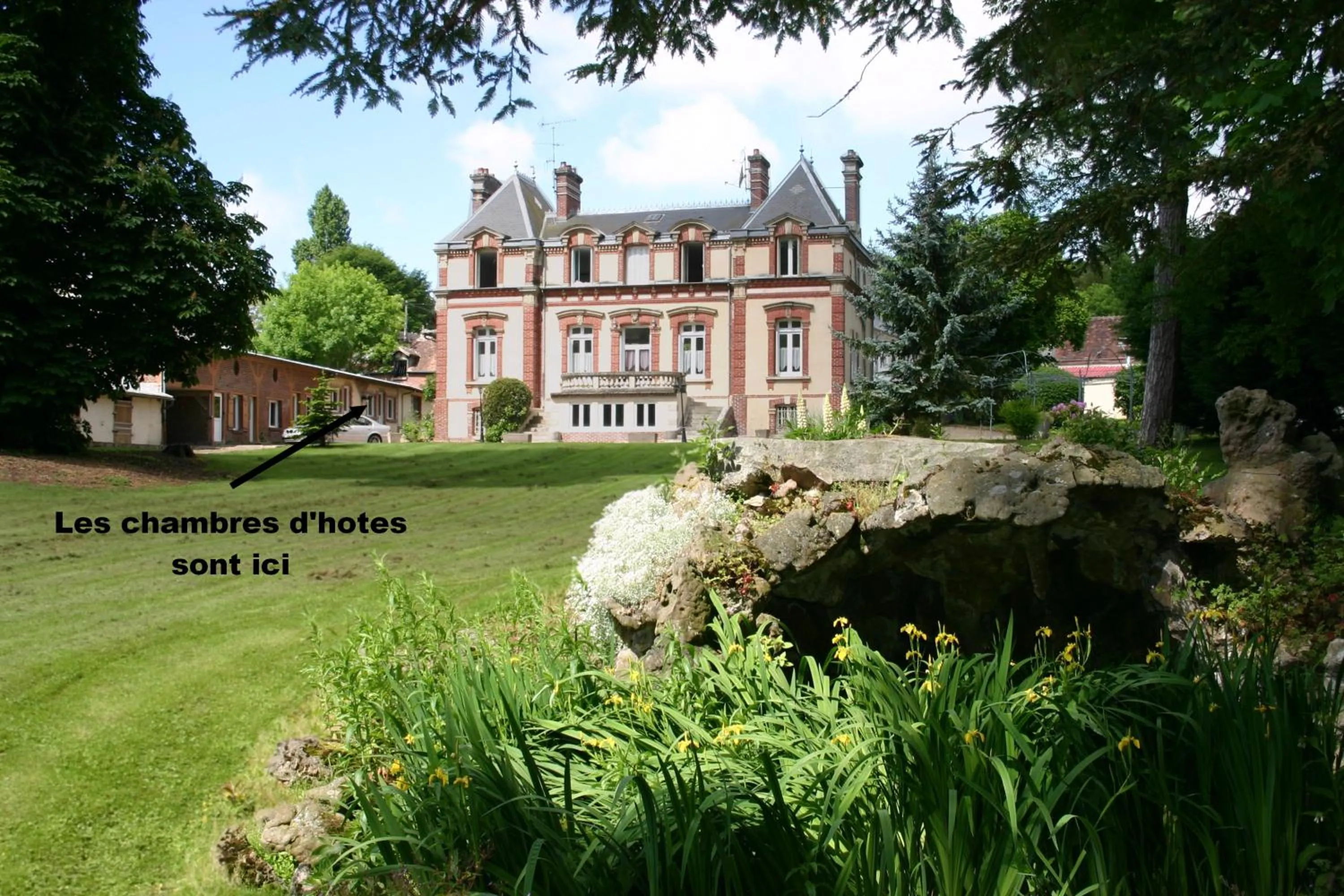 Garden view in Le Beauvaisis