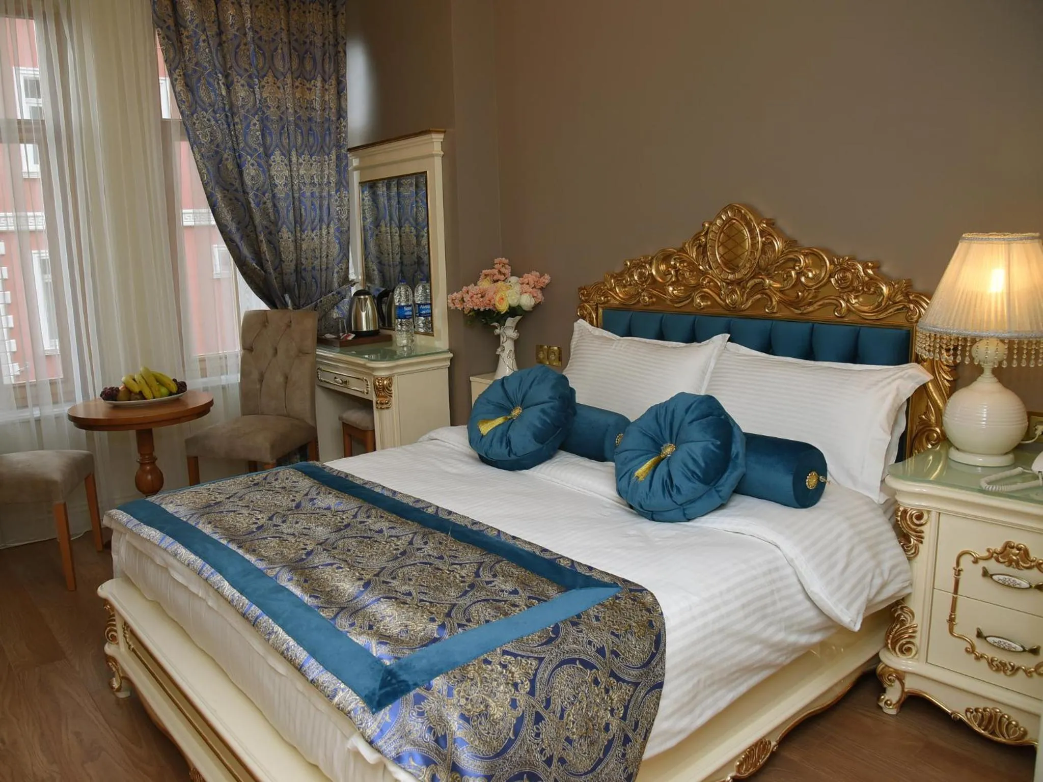 Bed in İstasyon Hotel