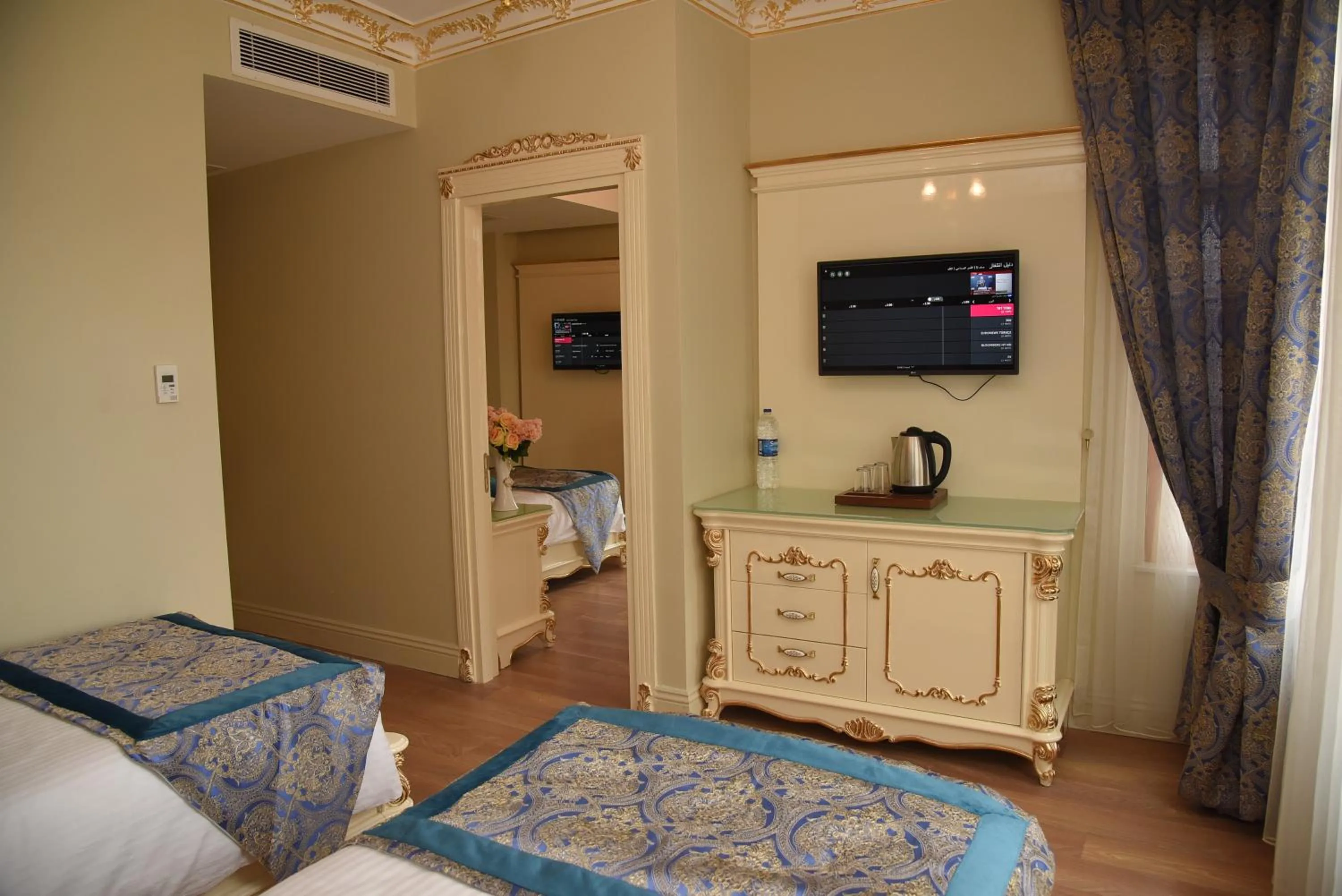 Living room, Bed in İstasyon Hotel