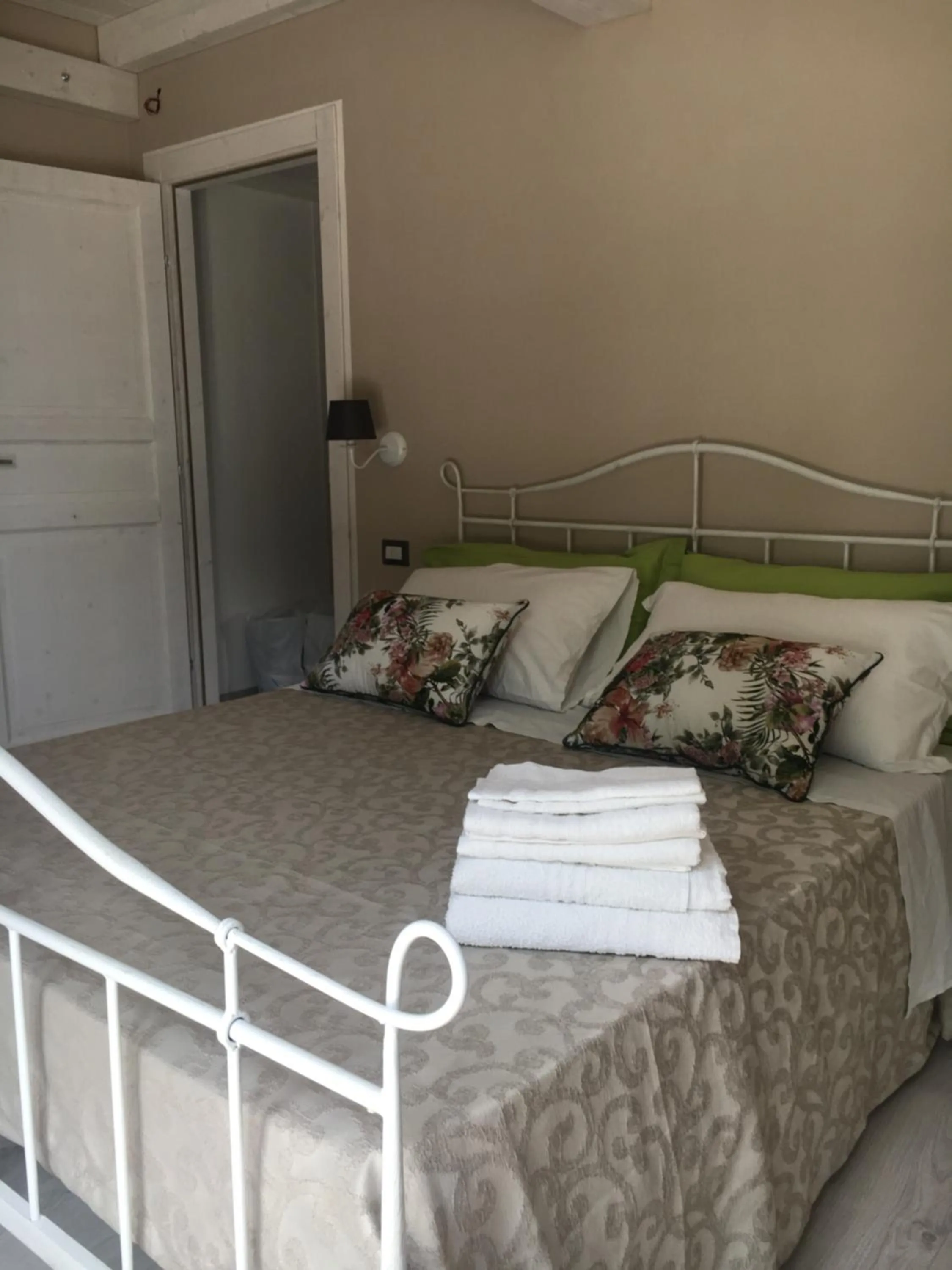 Bed in AGRIB&B Il Pomo d'oro