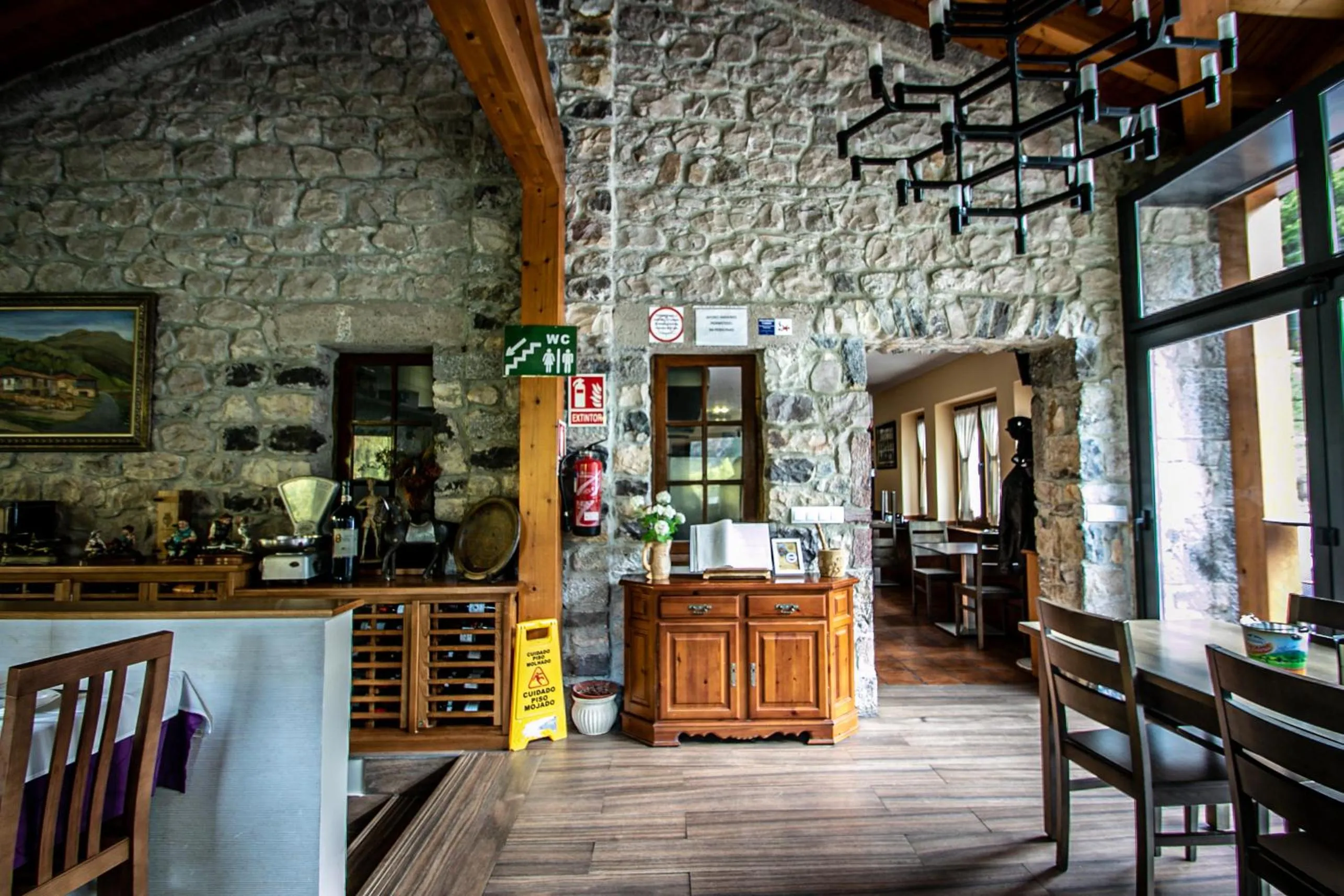 Restaurant/places to eat in La Casona de Rey