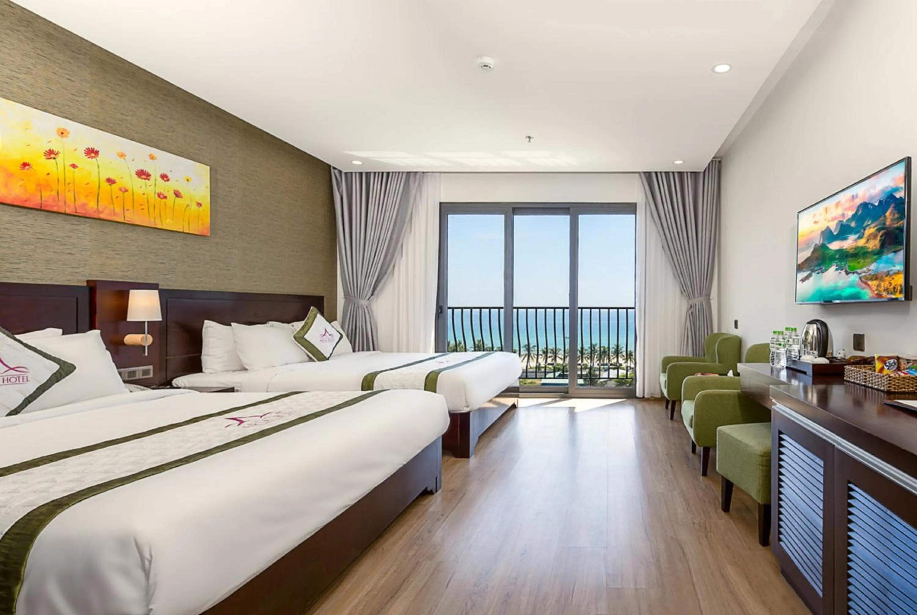 Bed in Alani Sea View Hotel