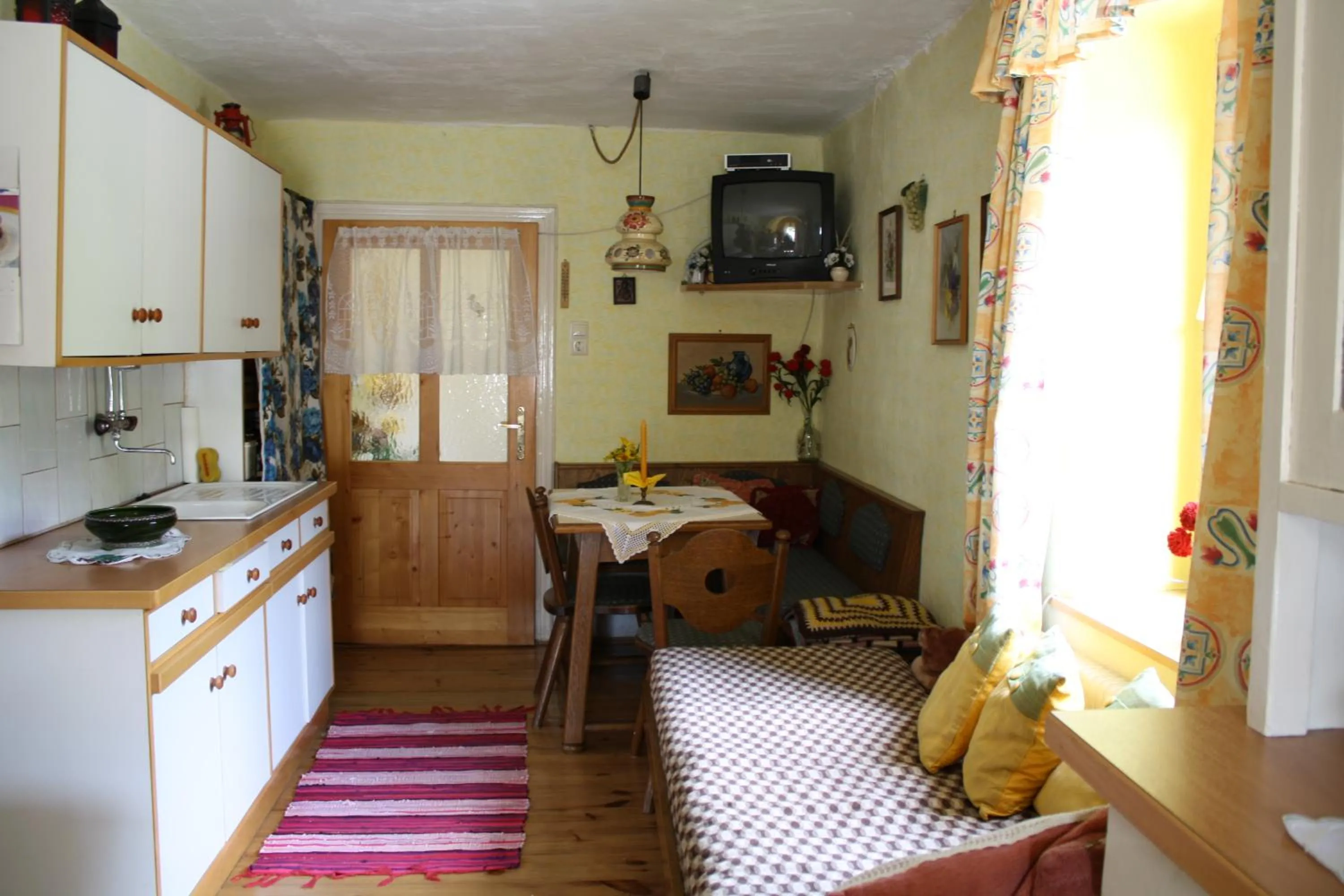Property building in Weinbau-Gästezimmer Martin und Eva Maria Jamek