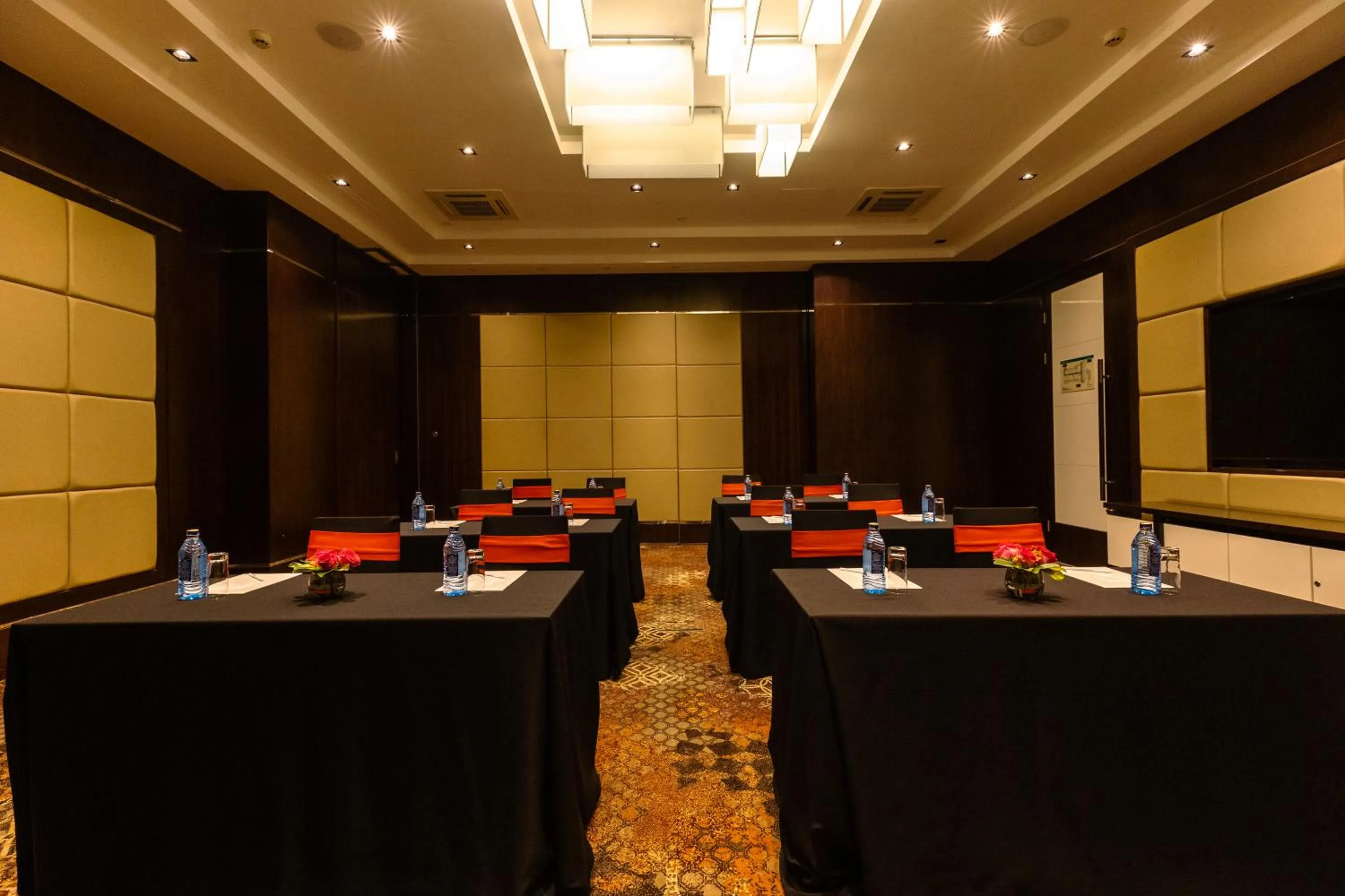 Banquet/Function facilities in Crowne Plaza Nairobi Airport by IHG
