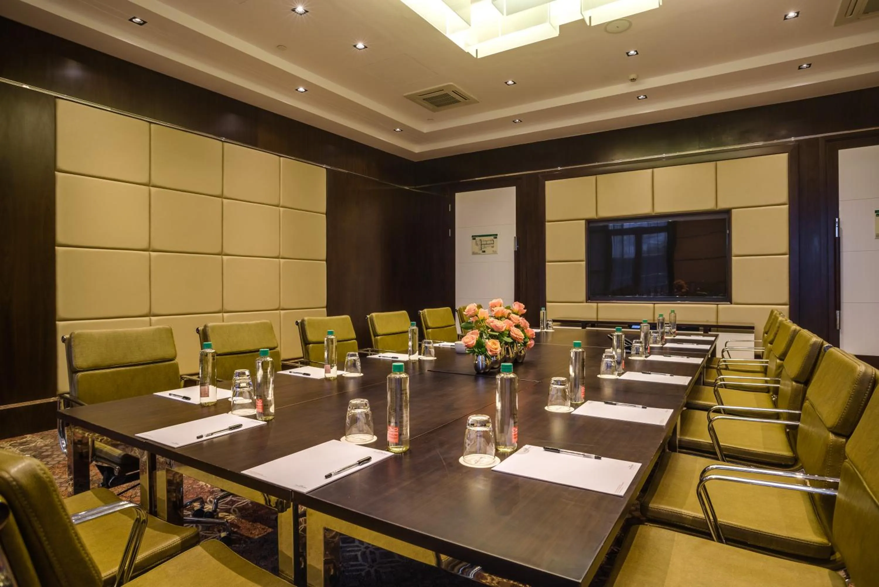 Meeting/conference room in Crowne Plaza Nairobi Airport by IHG