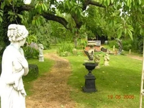 Property building in Frasers Battlesbridge