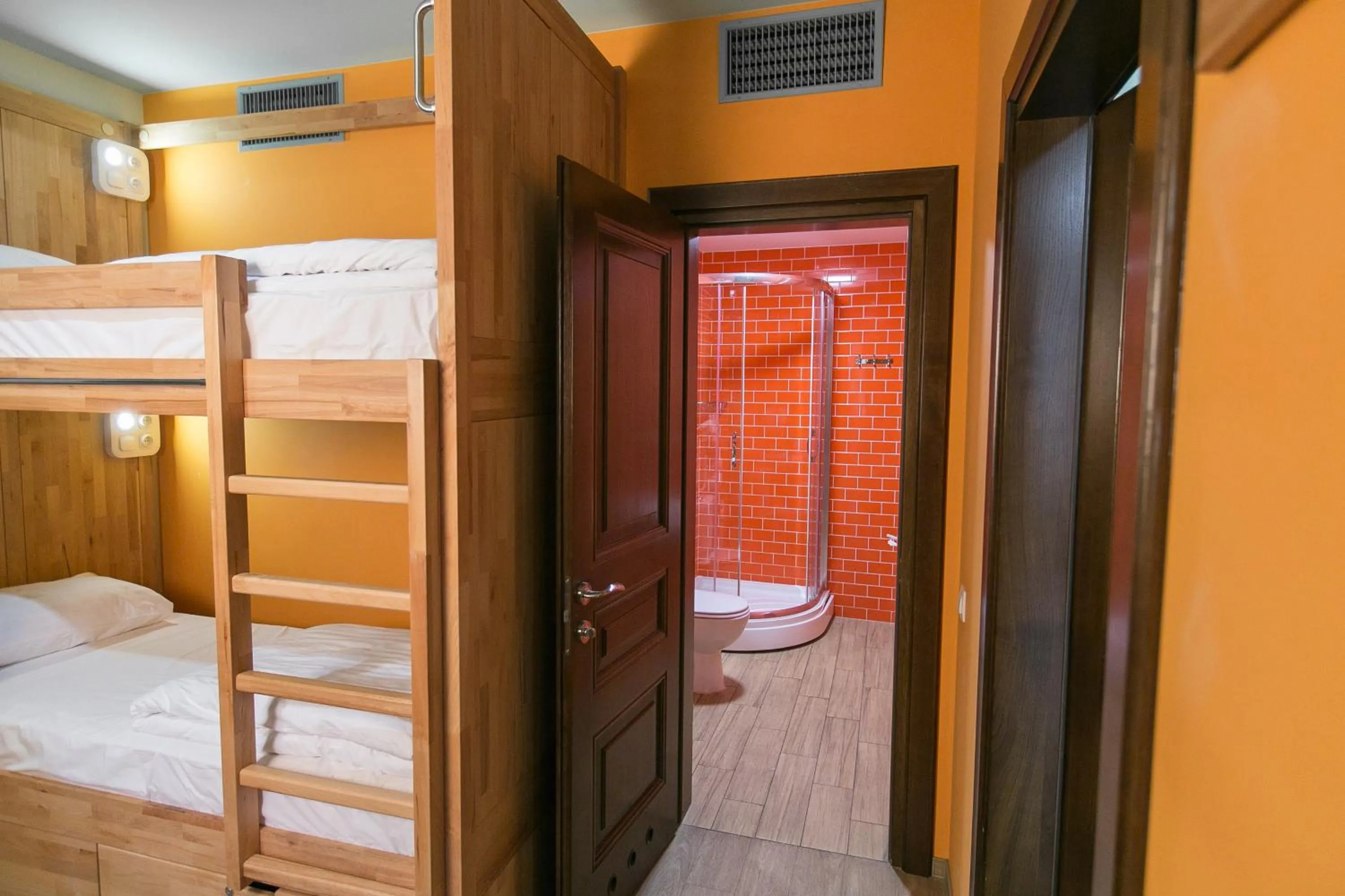 Shower, Bed in DREAM Hostel Lviv