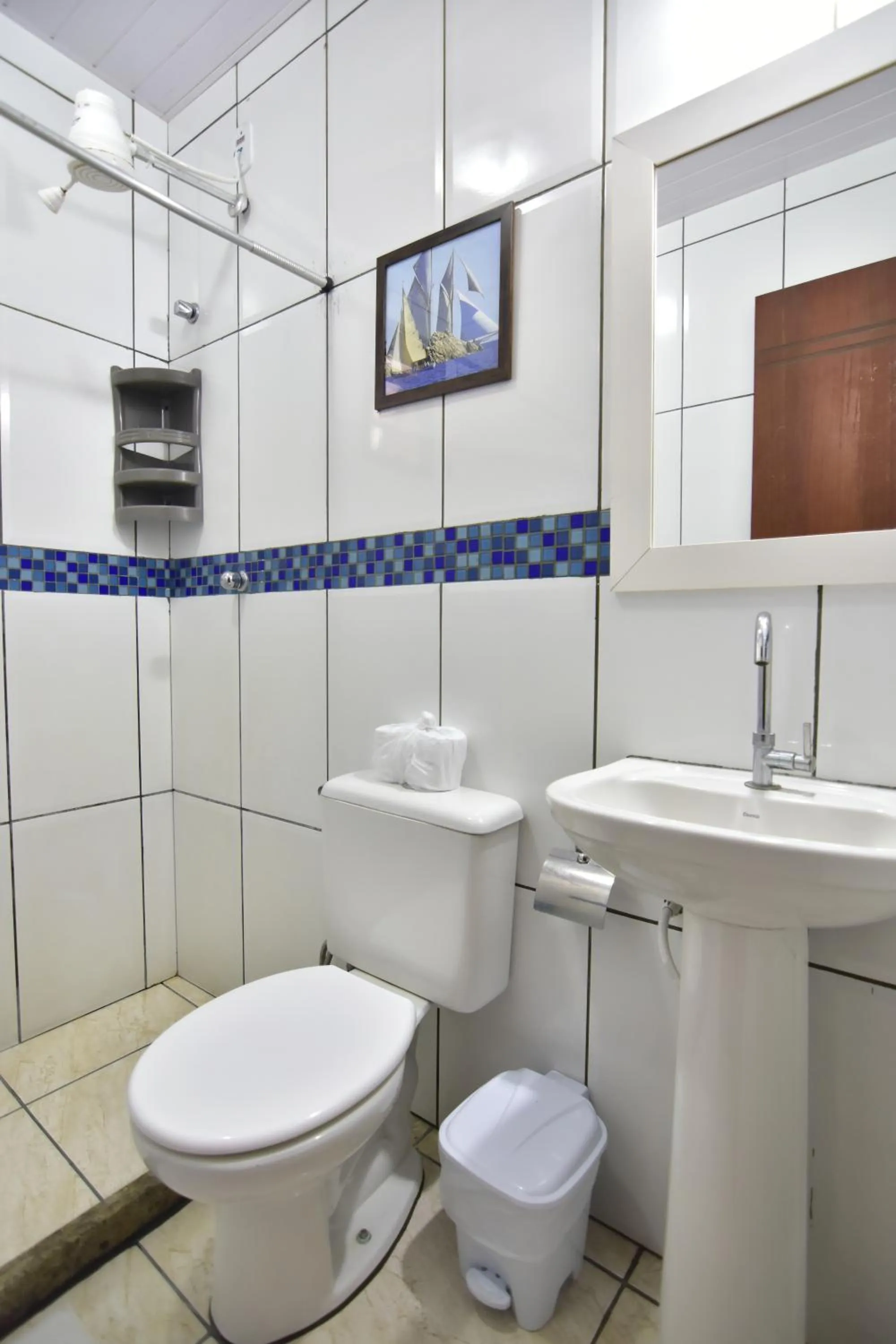 Shower in Estalagem 11 Suites