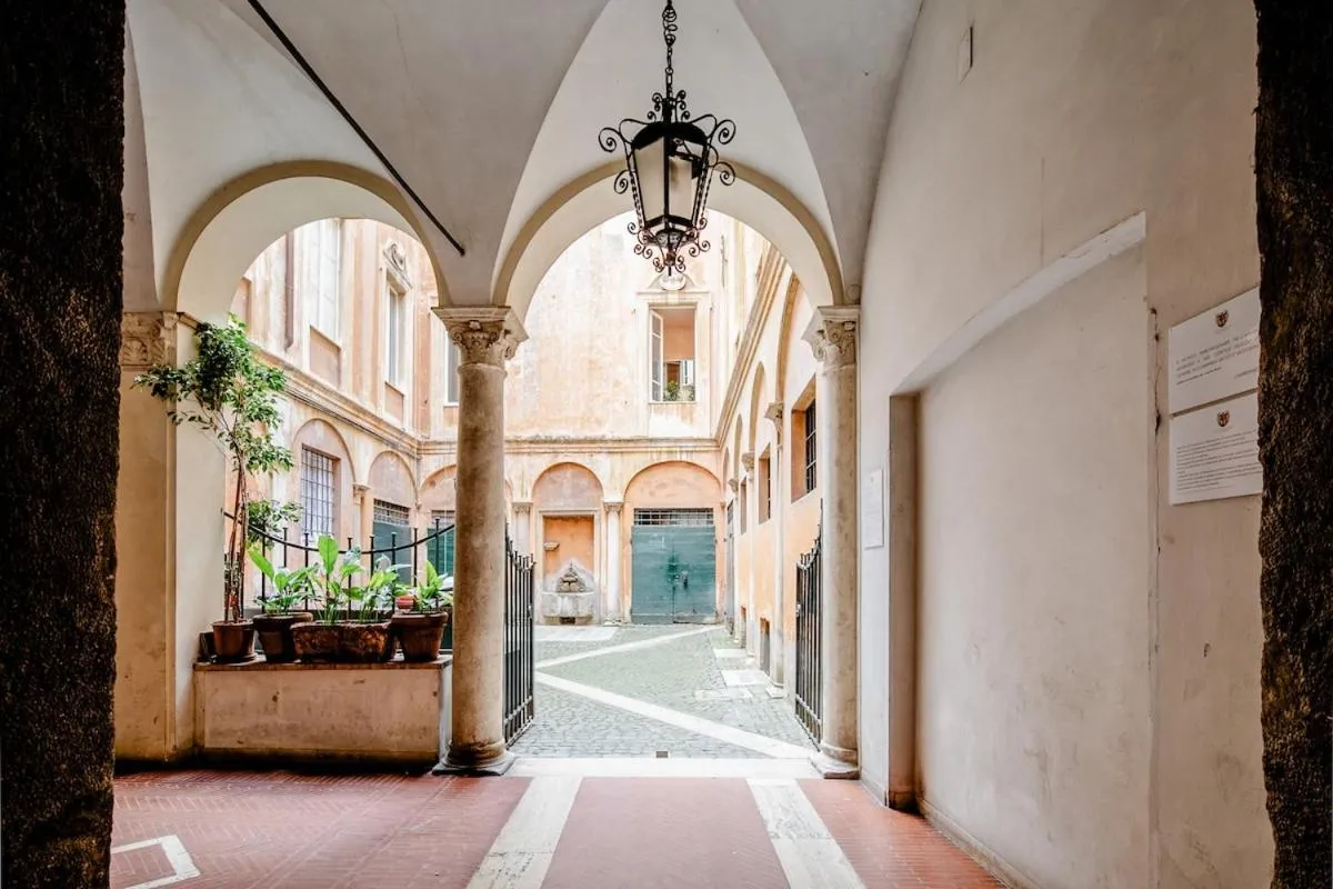 Coronari stylish apartment