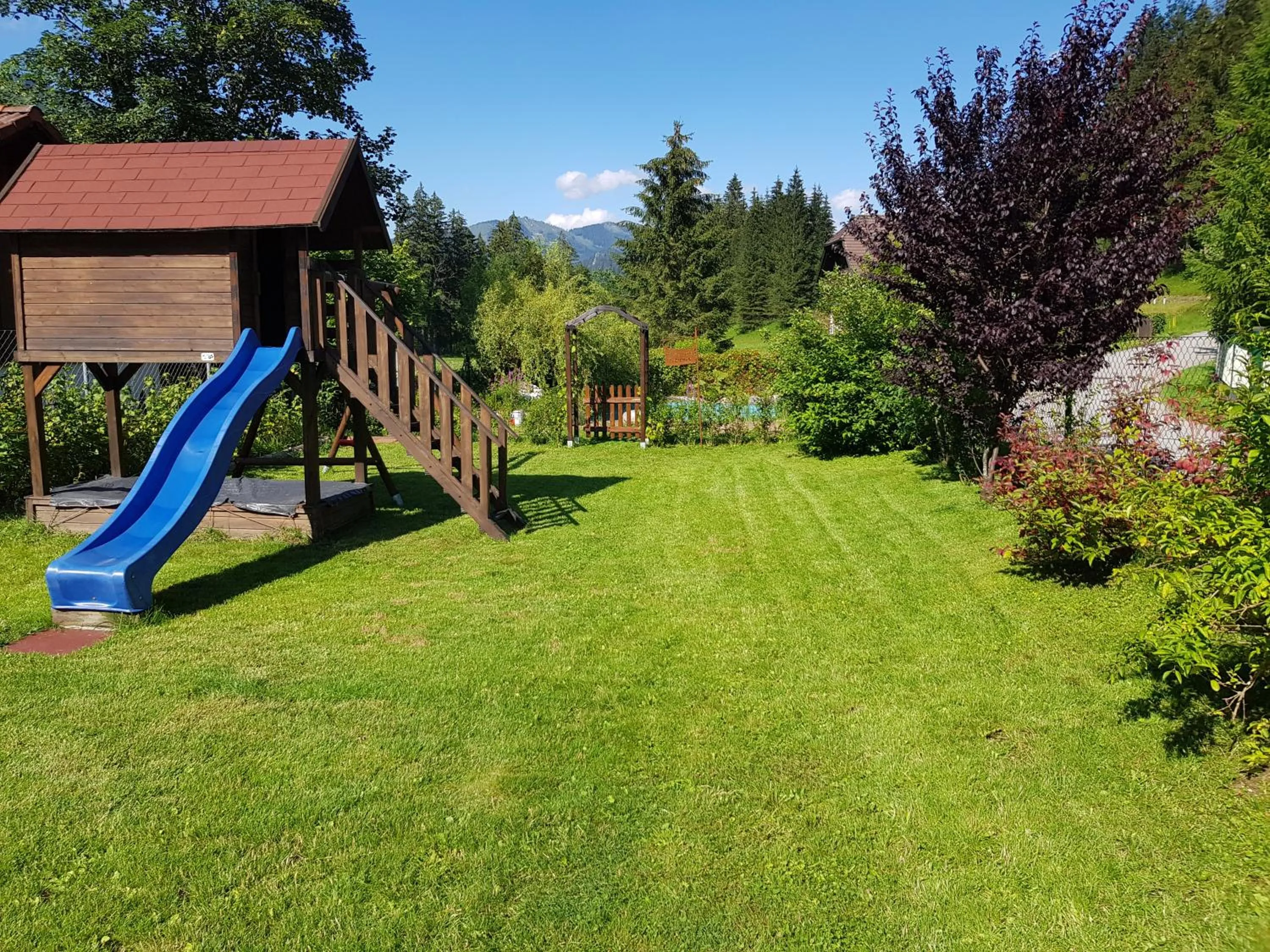 Garden in Holzhaus in Hinterstoder
