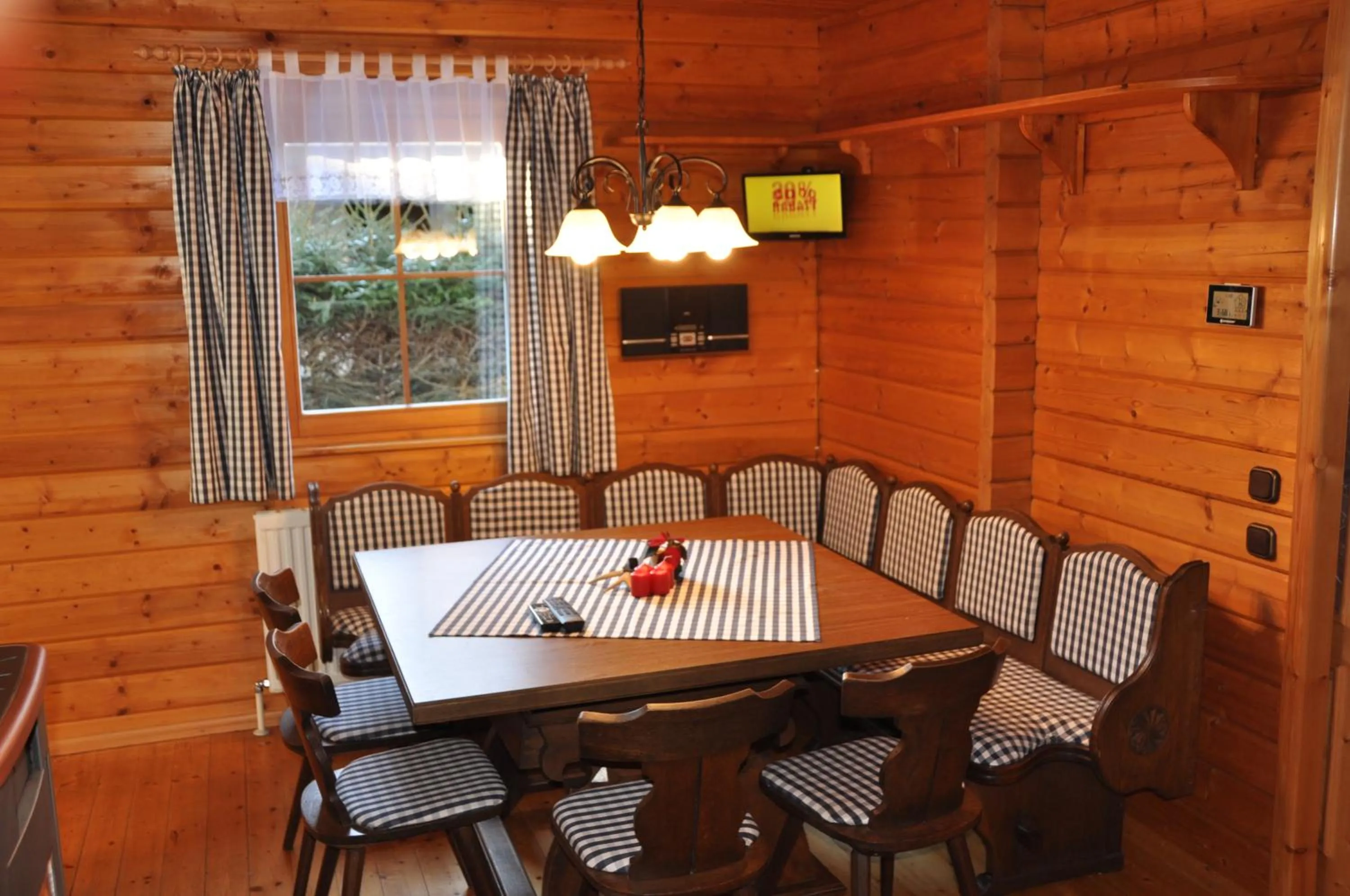 Dining area in Holzhaus in Hinterstoder