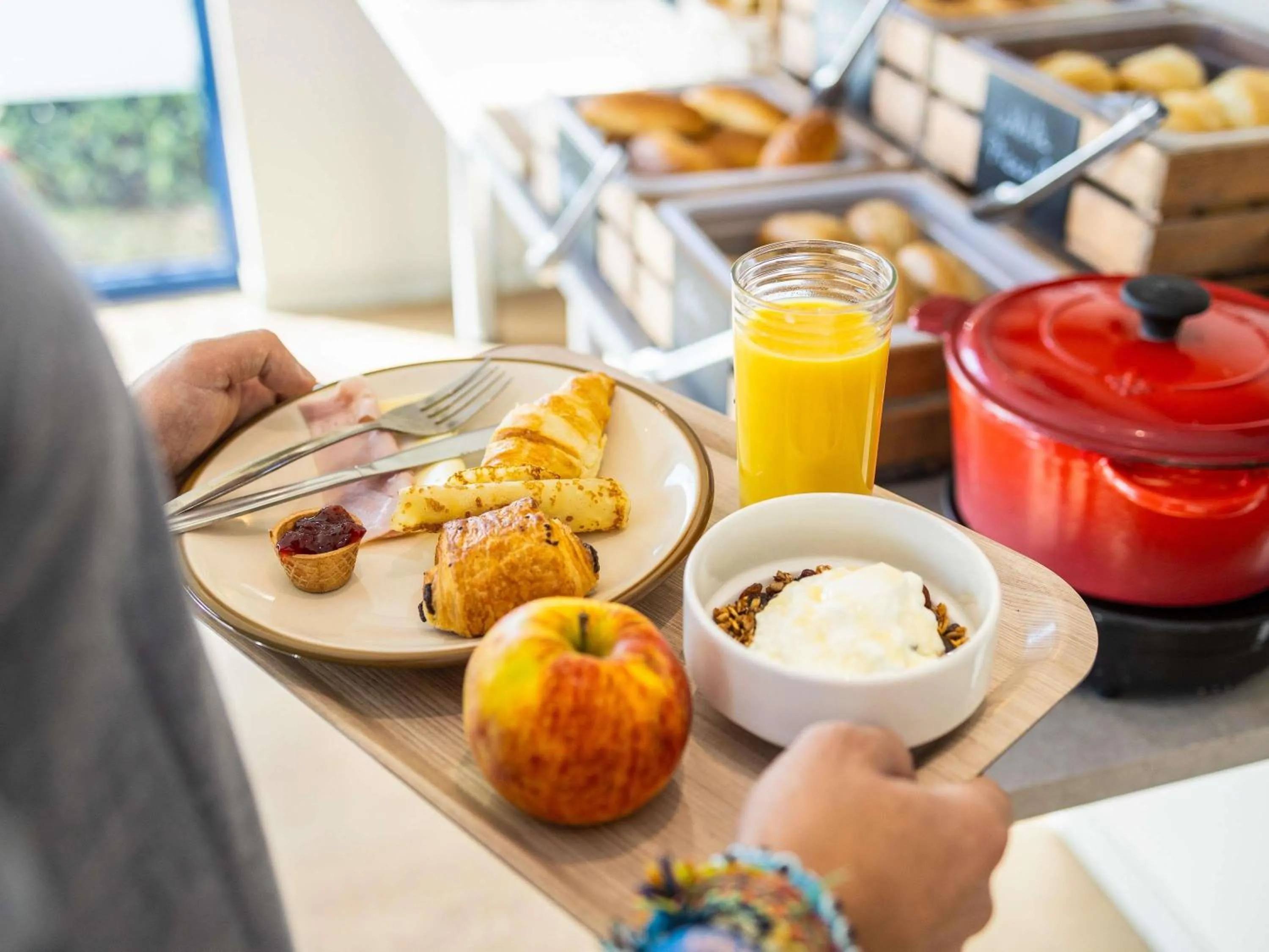 Bedroom in ibis Budget Charleroi Airport
