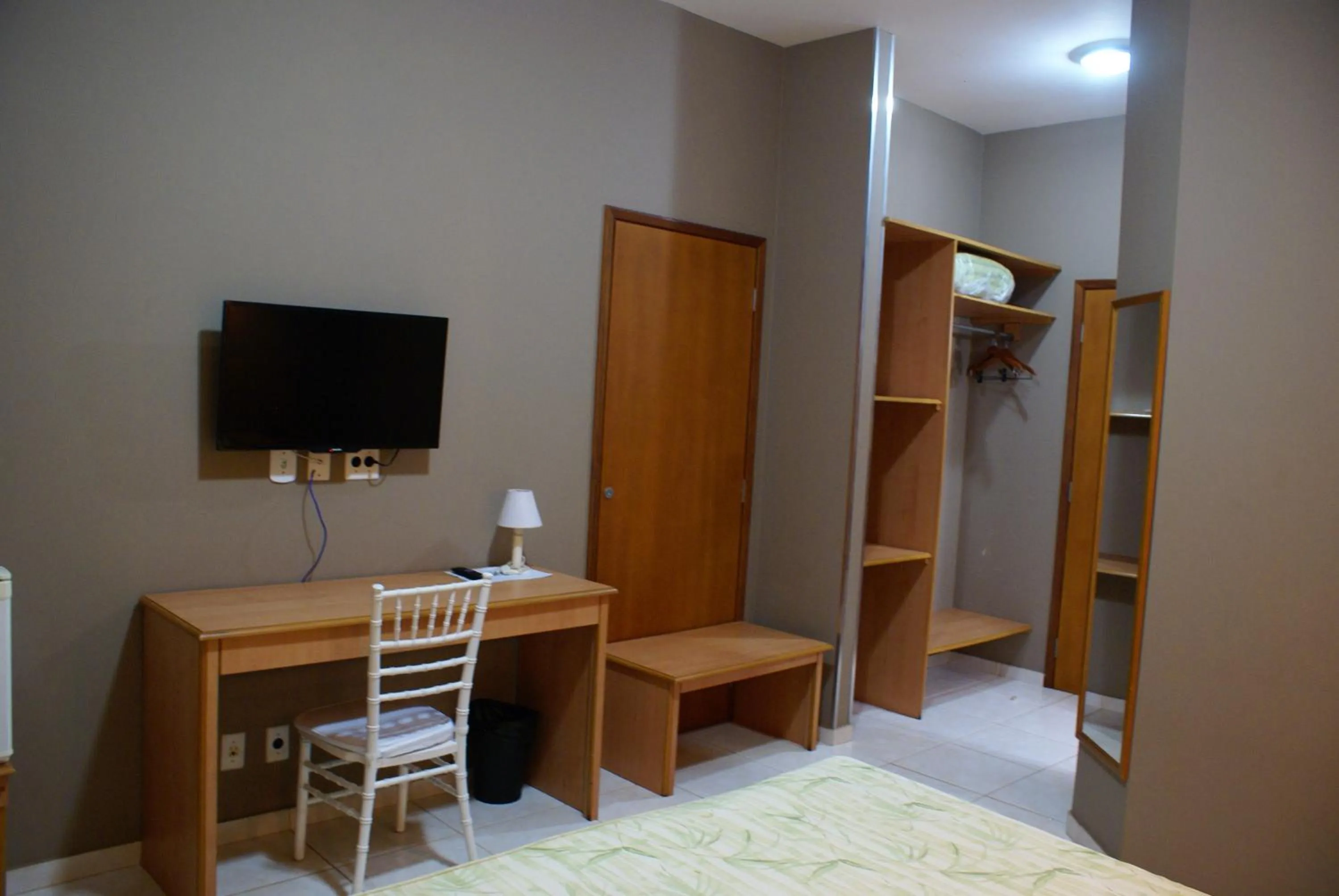 TV and multimedia, Bed in Hotel San Paolo