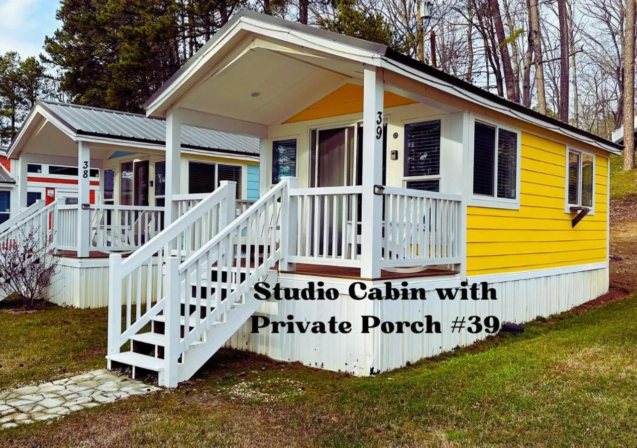 Studio with Lake View in Long Cove Resort and Marina